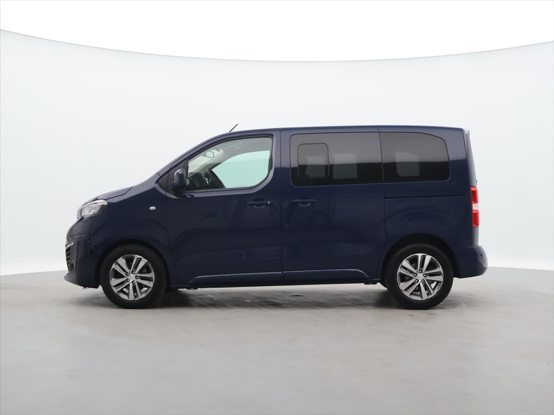 Peugeot Traveller, 2,0 HDI 110kW CZ 8-Míst - fotka 4