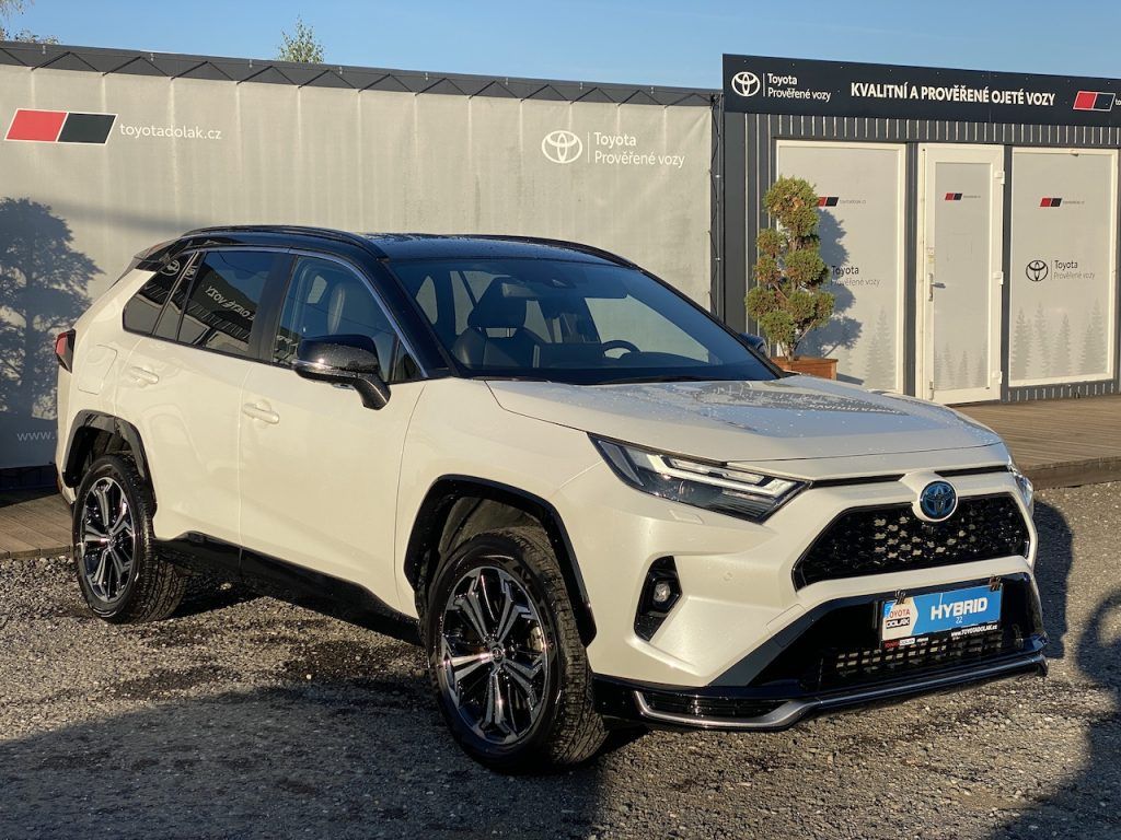 Toyota Rav4, 2.5Plug-in, ČR, Selection, 4x4