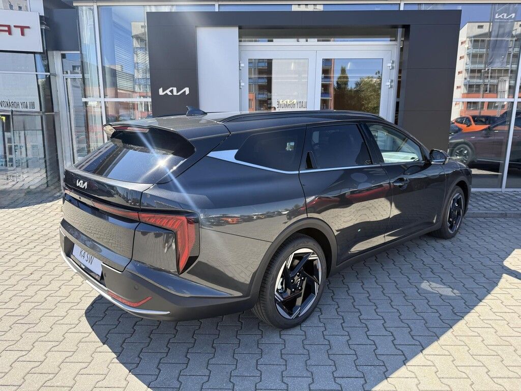 Kia K4, 1,6 T-GDi 7DCT 132 kW TOP - fotka 3