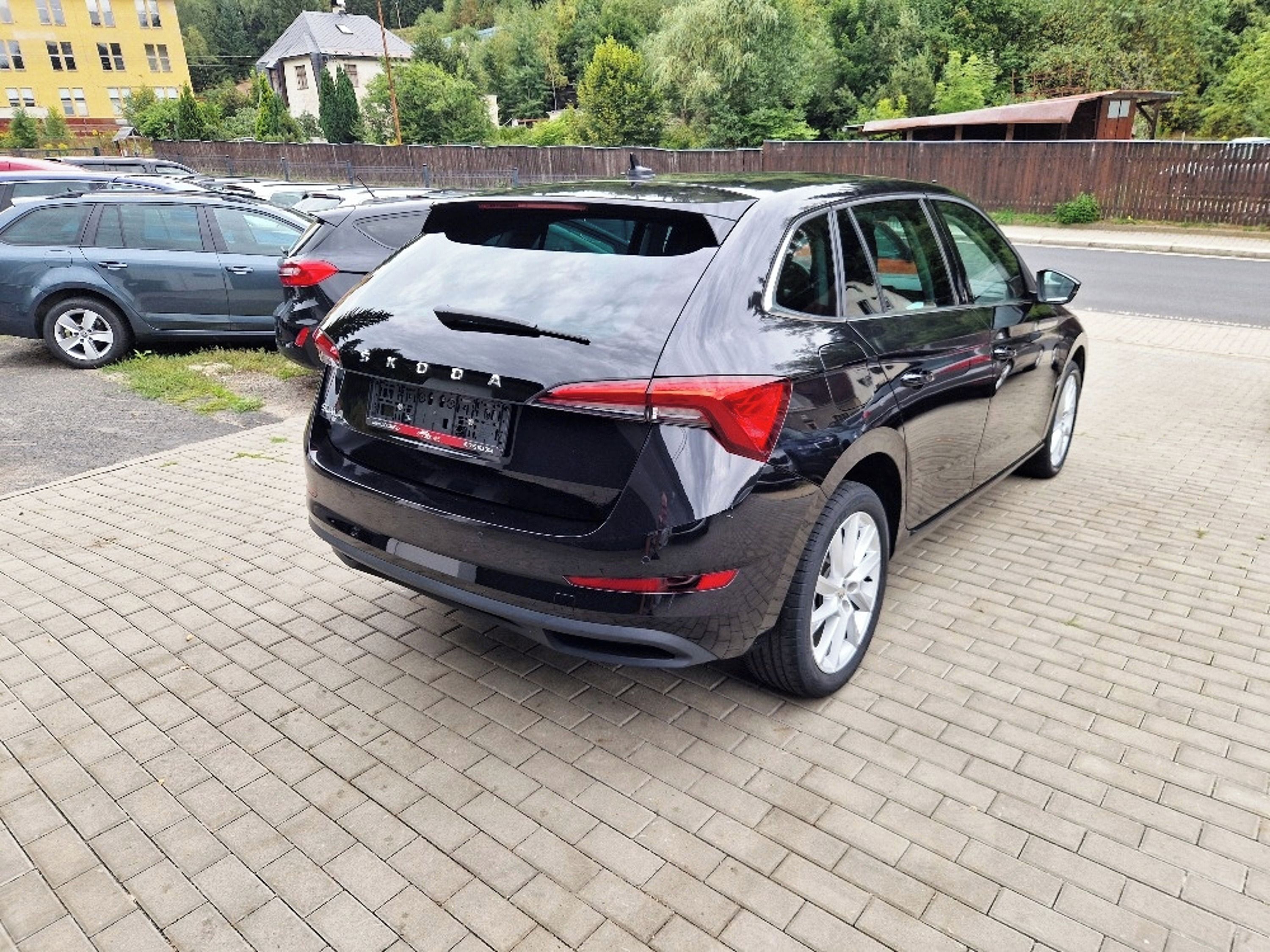 Škoda Scala, 1.0 TSi (81 kW), plný servis - fotka 4