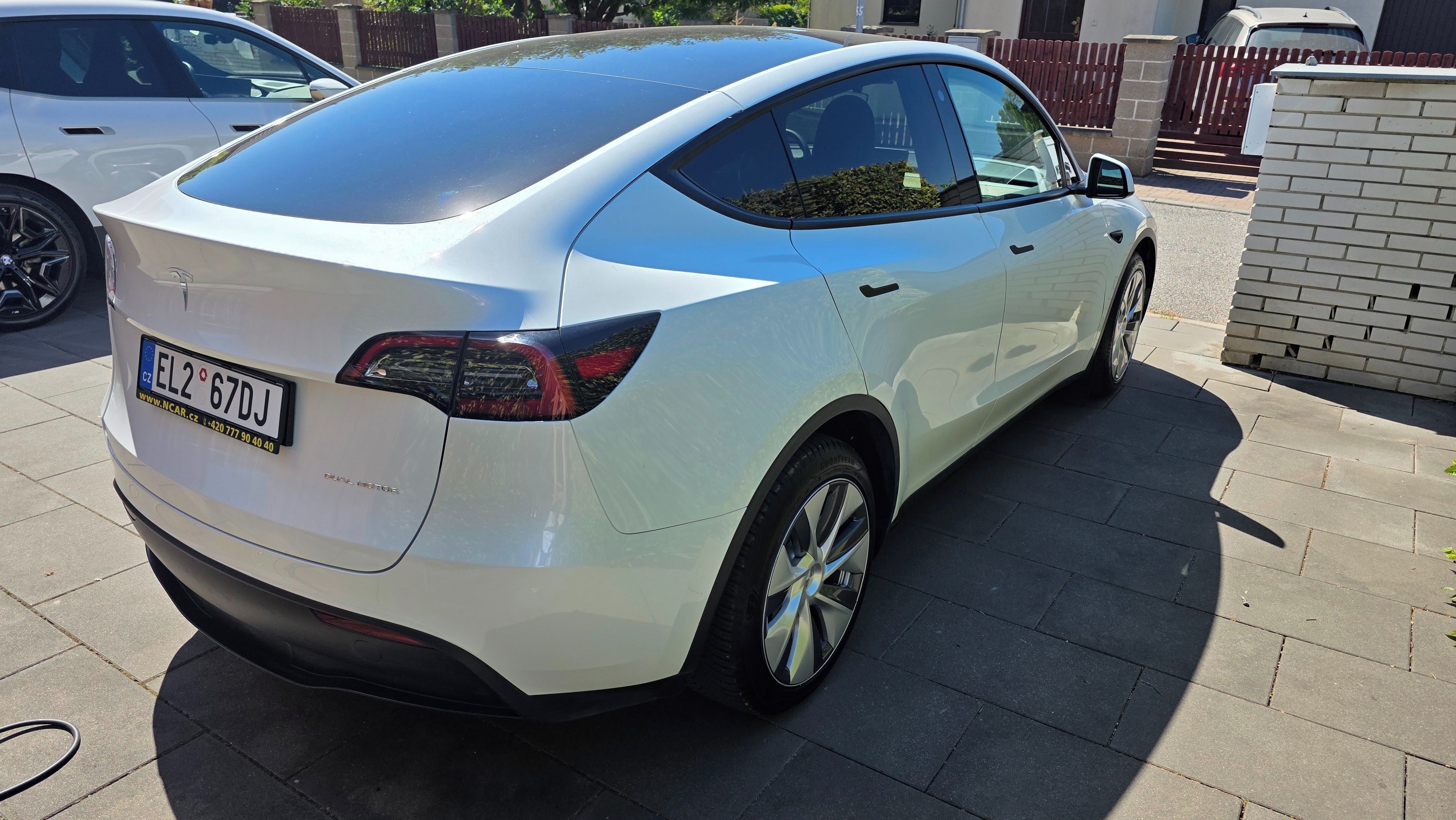 Tesla Model Y, Dual Motor, Long Range - fotka 4