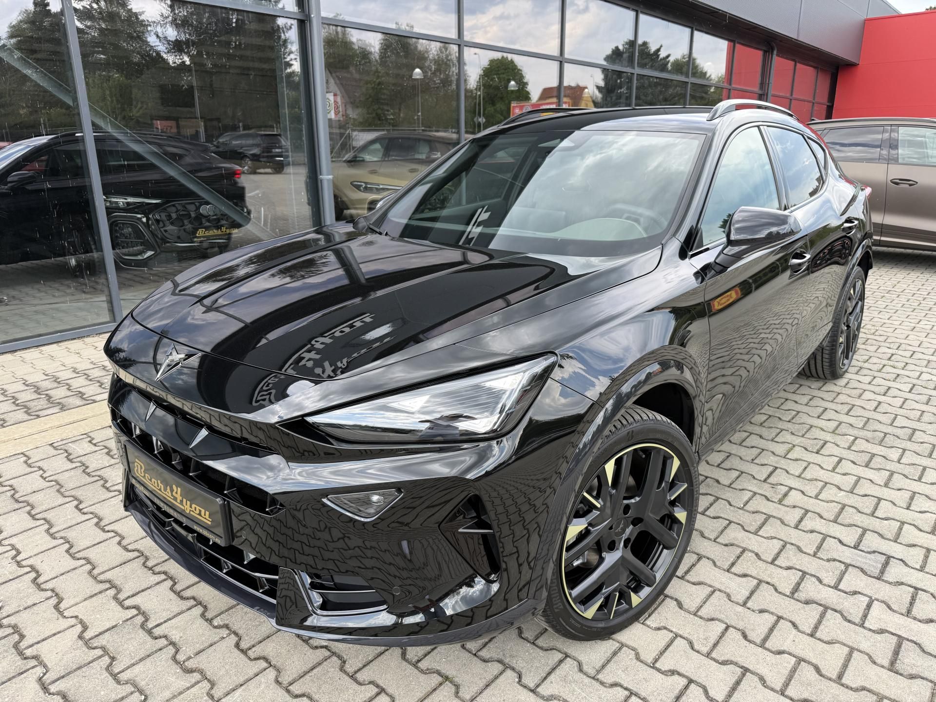 Cupra Formentor, 2.0TDI TRIBE 150k DSG ZÁRUKA 5 - fotka 4