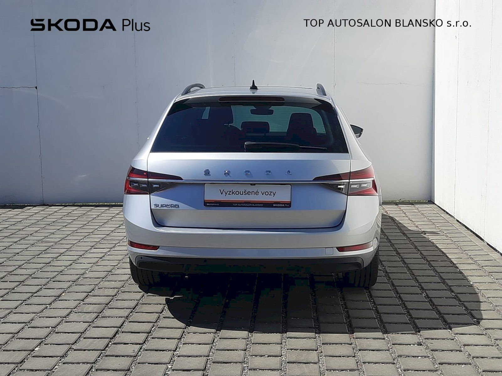 Škoda Superb, 2.0TDI 110kW Ambition Plus Mat - fotka 6