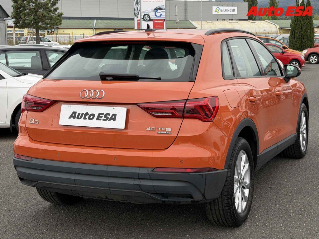 Audi Q3, 2.0TFSi,AT - fotka 4