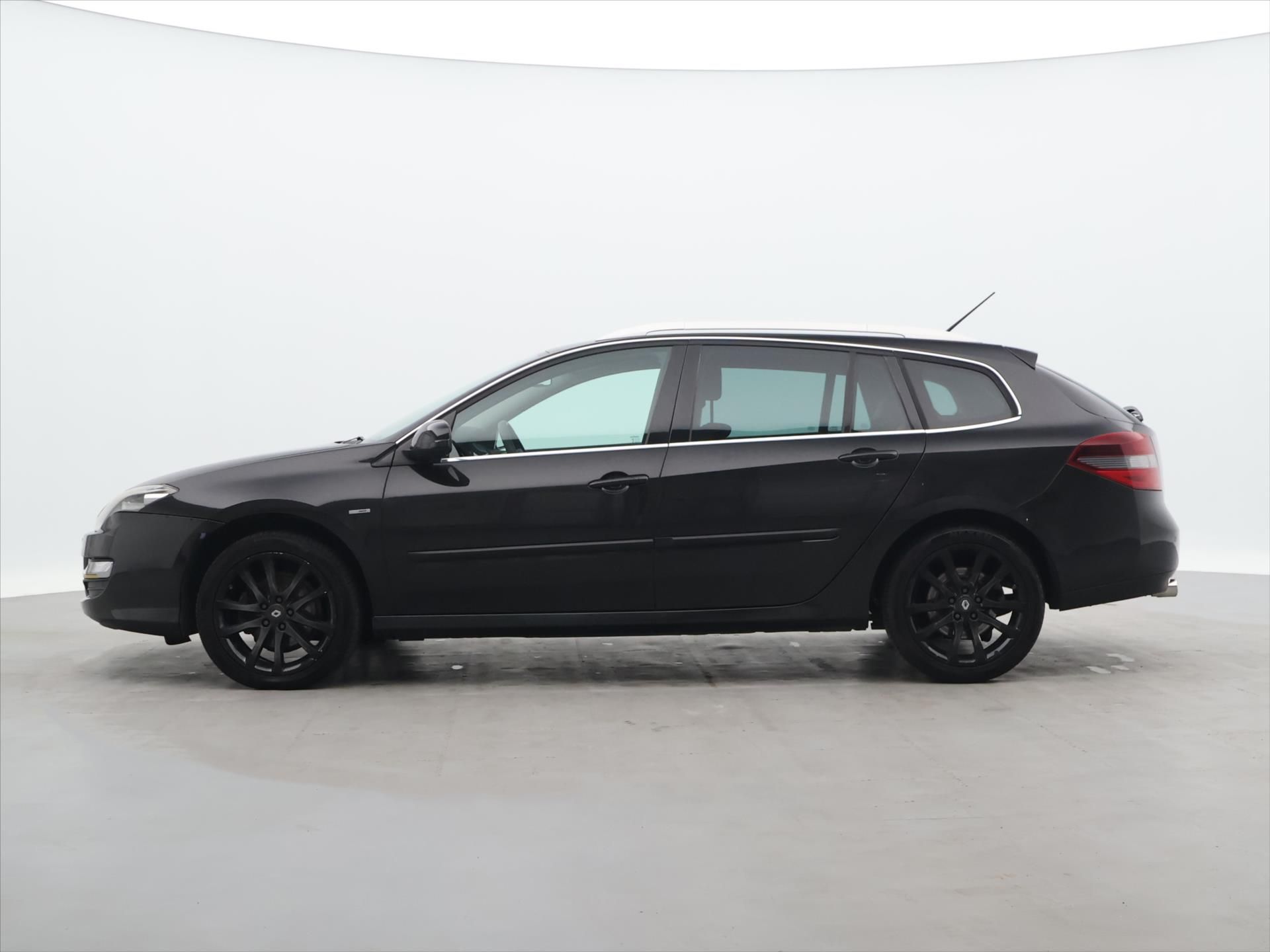 Renault Laguna, 2,0 dCi 110 kw Black Edition - fotka 4