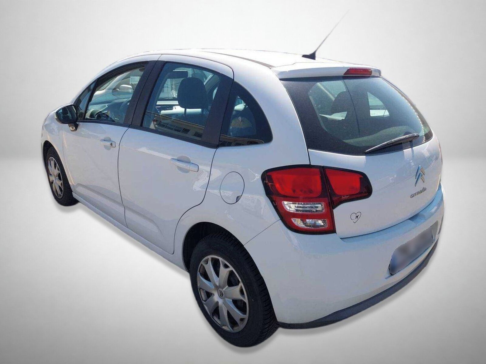 Citroën C3, 1.4 i, Klima, El. okna - fotka 2