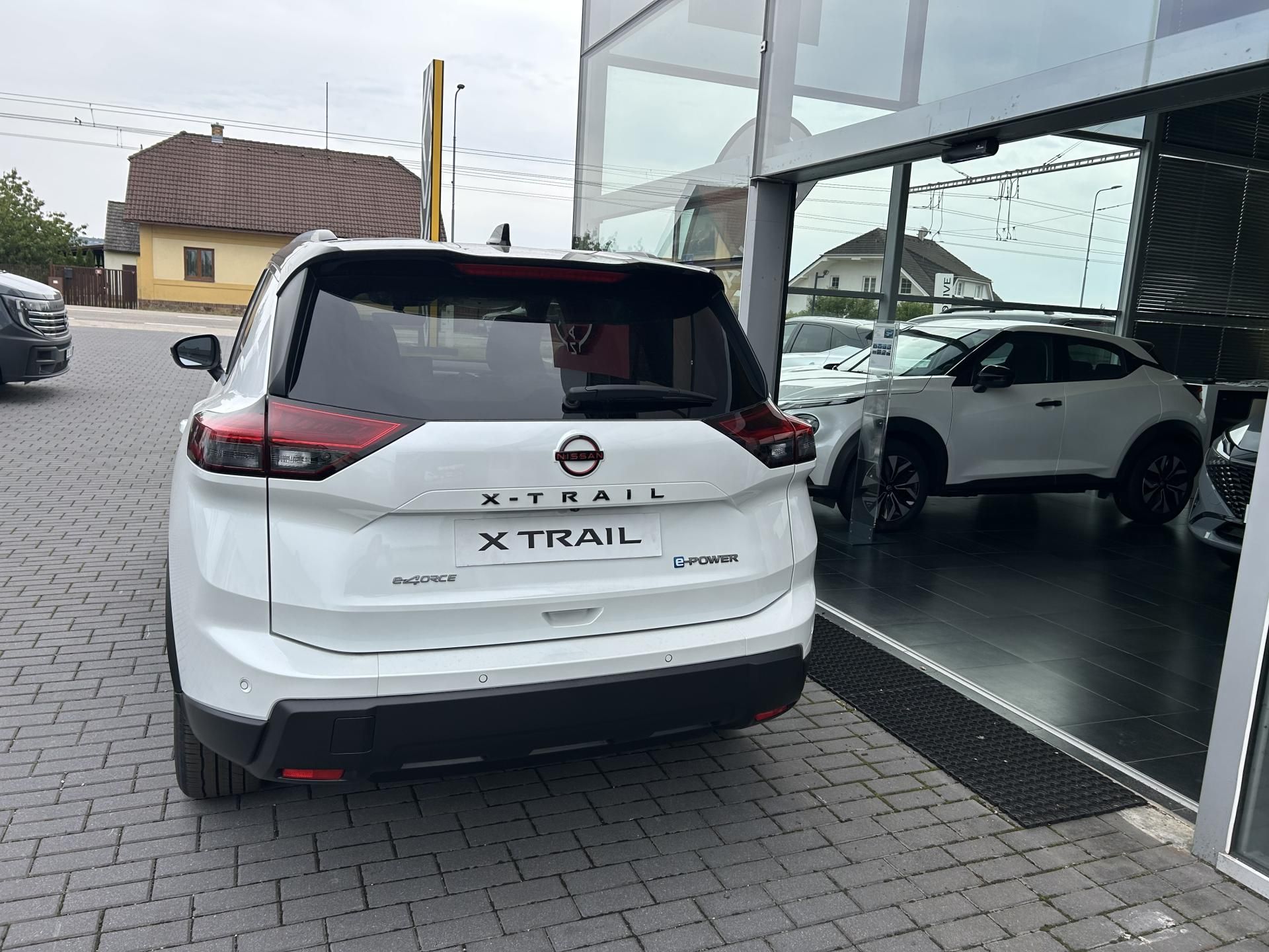 Nissan X-Trail, E-POWER 213HP 4x4 N-Trek - fotka 5
