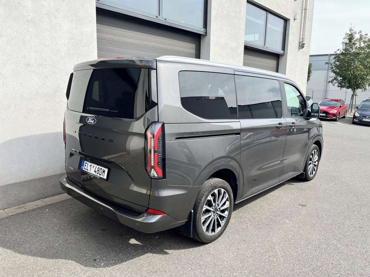 Ford Tourneo Custom, Titanium L1, 2.5 PHEV, ČR, DPH - fotka 5