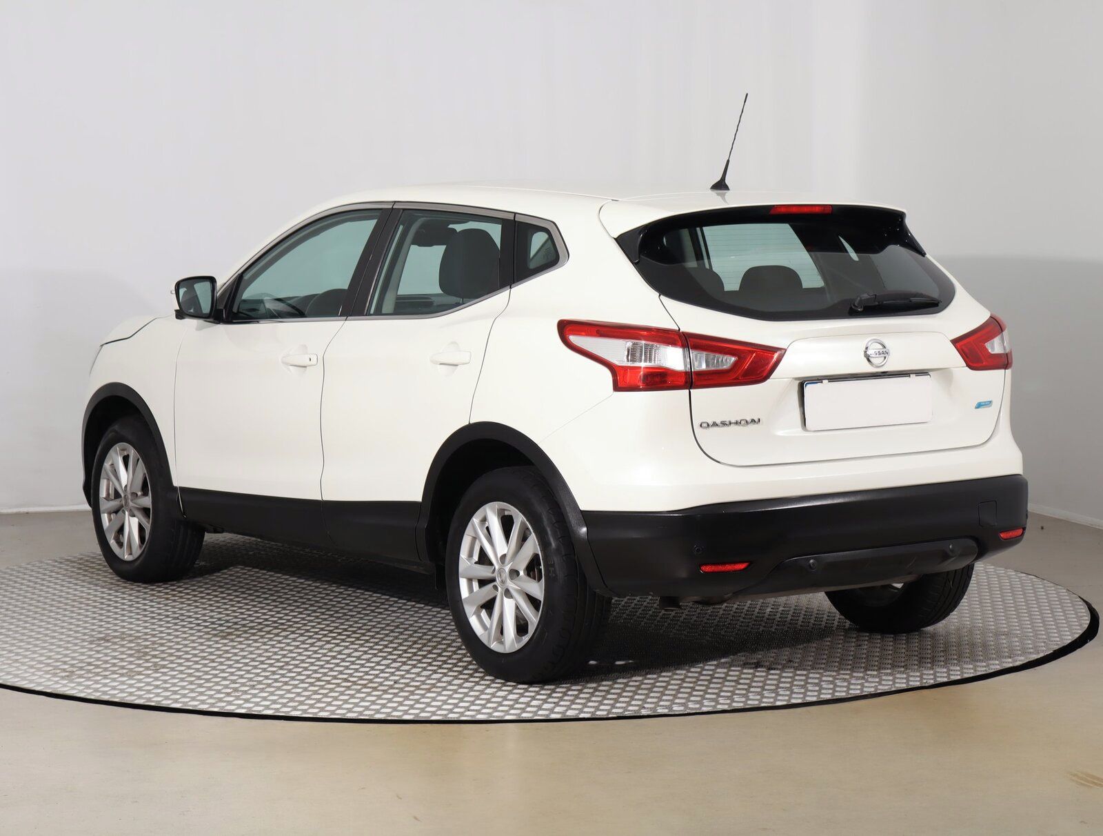 Nissan Qashqai, 1.5 dCi, Serv.kniha - fotka 4