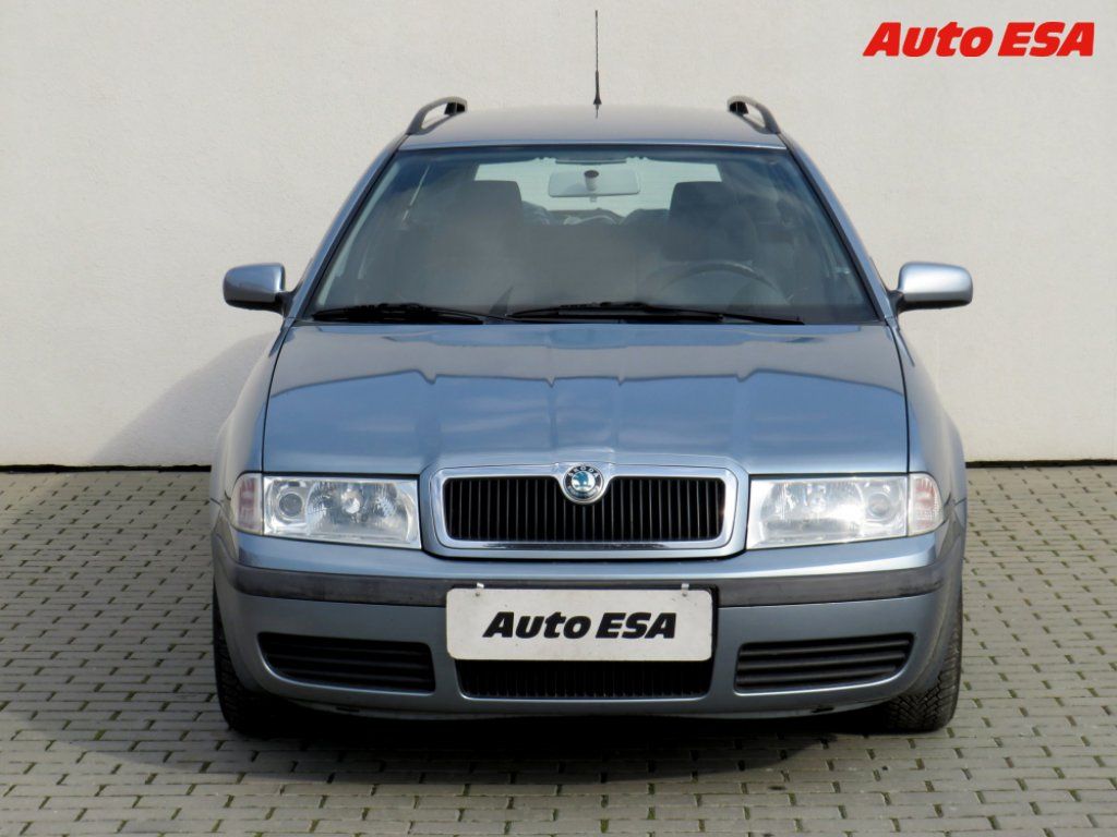 Škoda Octavia, 1.6 - fotka 2