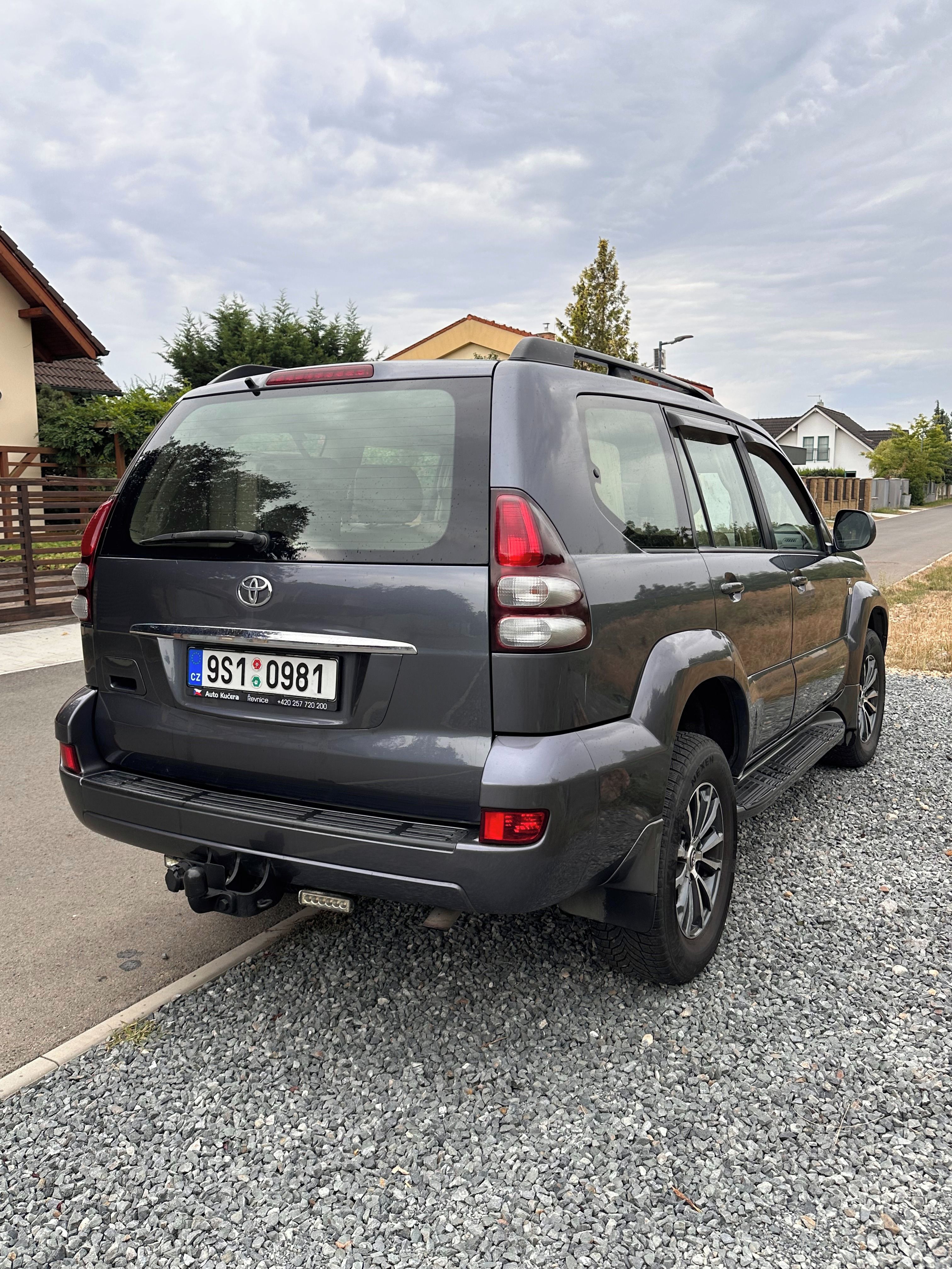 Toyota Land Cruiser, Land Cruiser 120 - fotka 6
