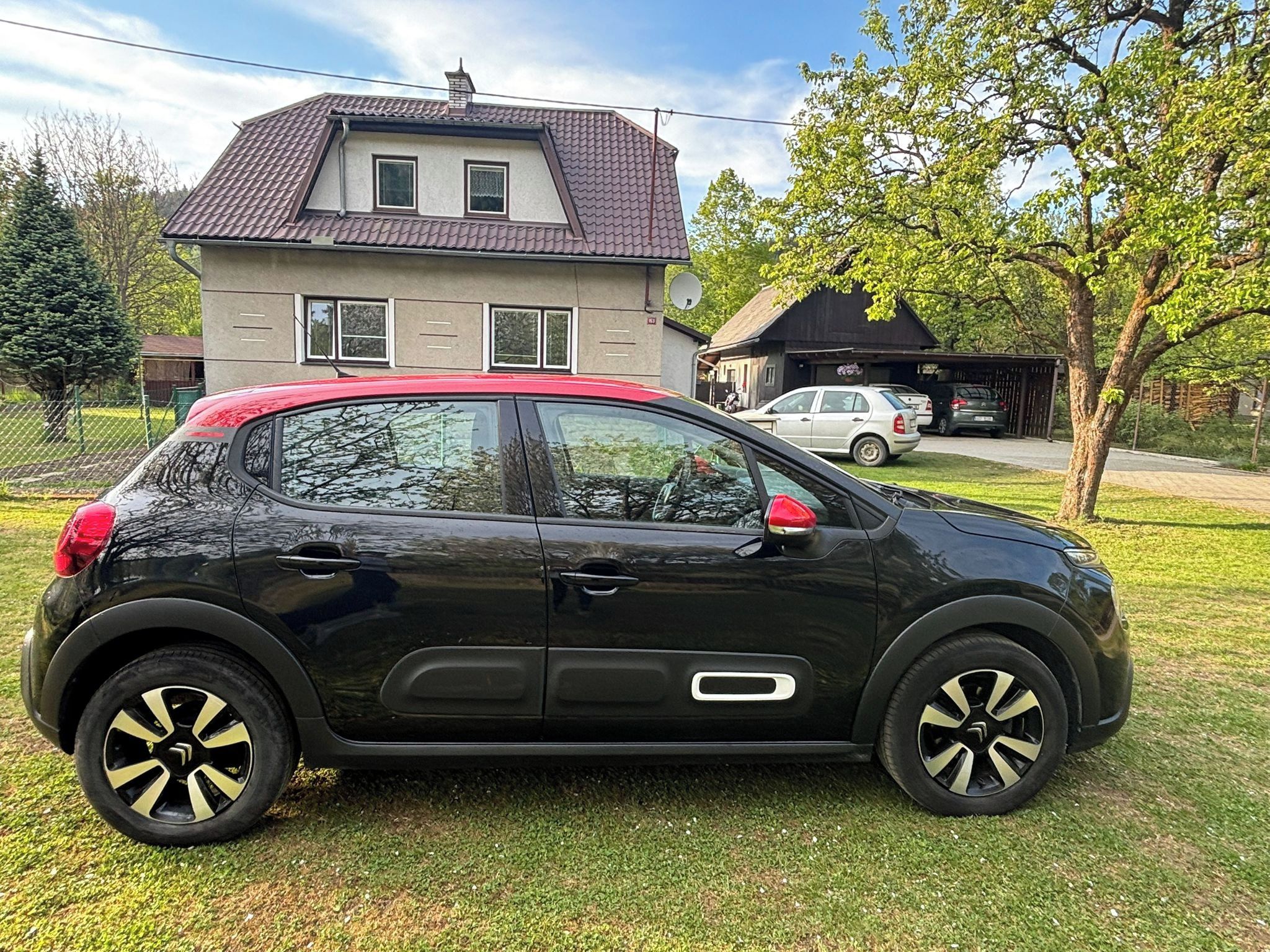 Citroën C3, Citroen C3 1,2PureTech Shine - fotka 3