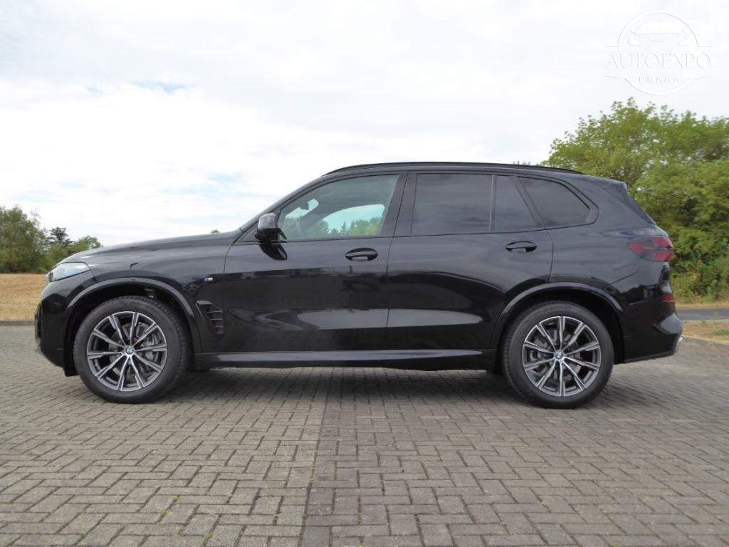 BMW X5, xDrive30d M Sport Memory*závěs - fotka 2