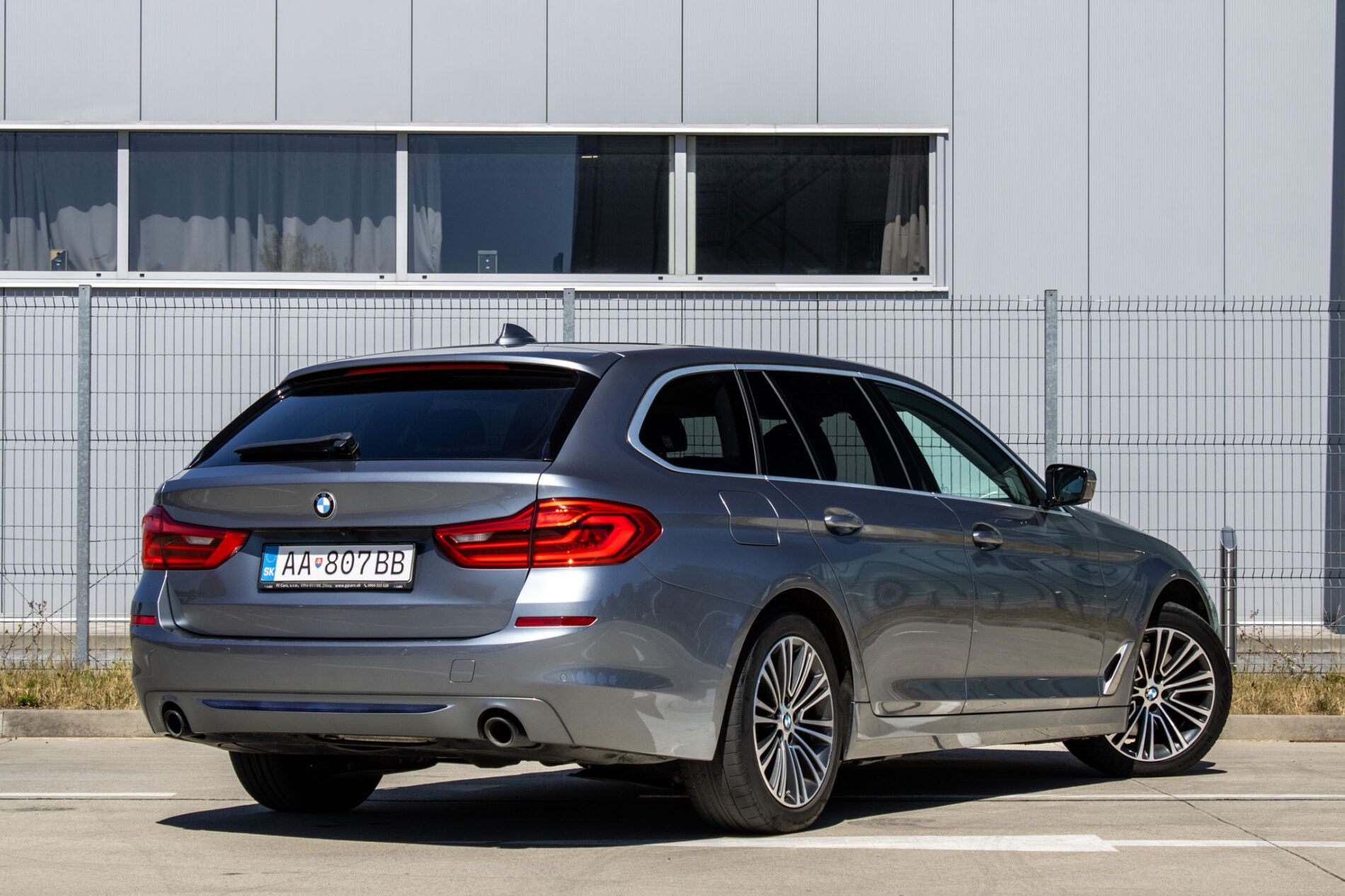 BMW, rad 5 Touring - fotka 5