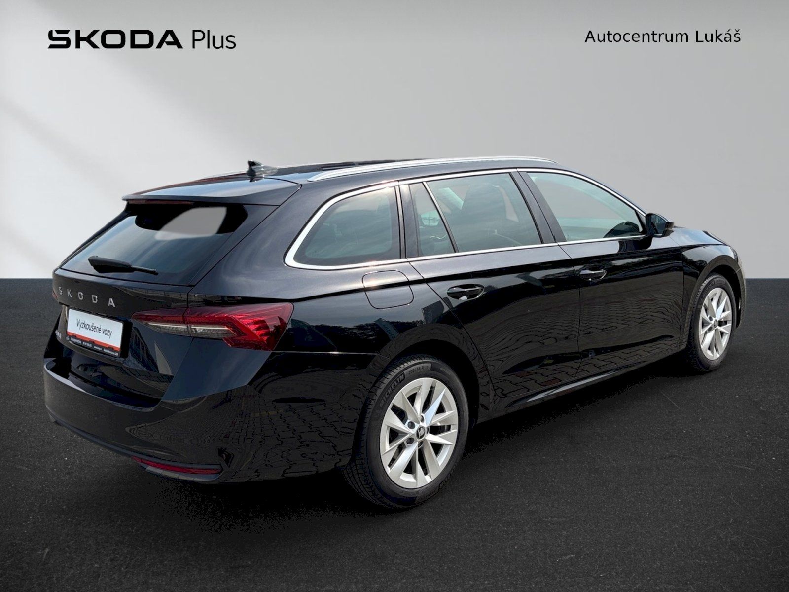 Škoda Octavia, TOP SELECTION 1.5 TSI 110 kW D - fotka 2