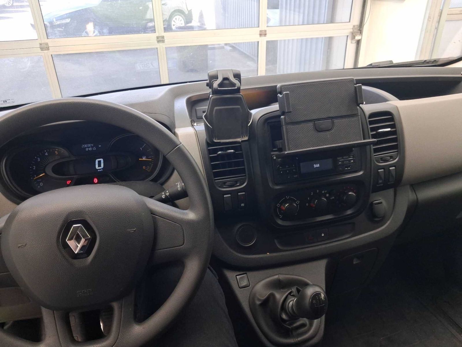 Renault Trafic, 1.6 dCi, Bus, 9Míst, ČR, 1Maj - fotka 3