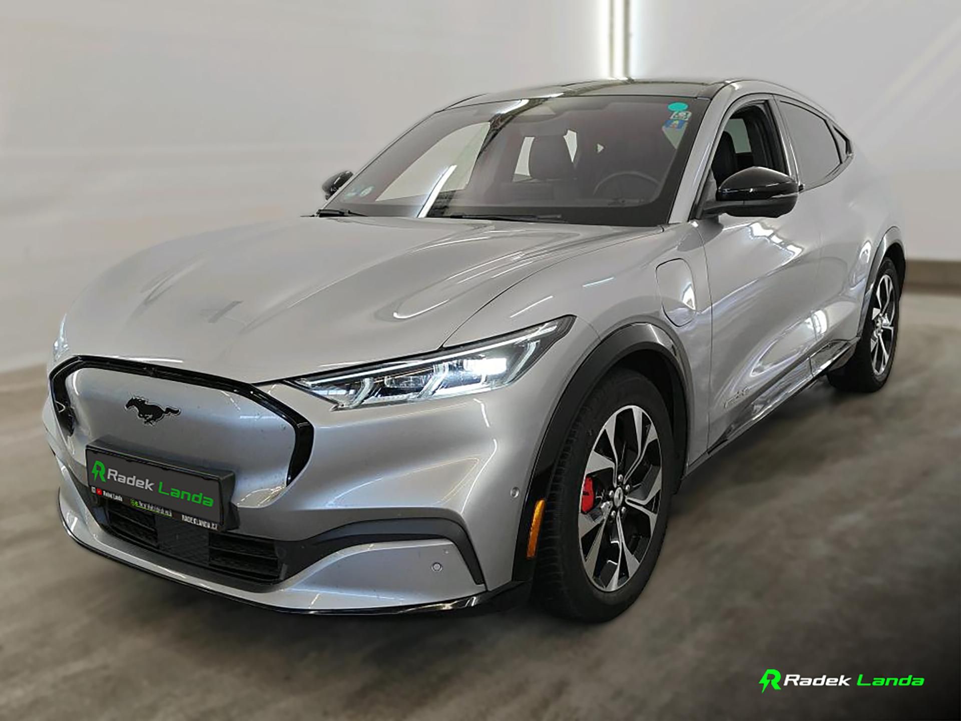 Ford Mustang Mach-E, AWD 76 kWh | SOH 94 %, 4×4 - fotka 3