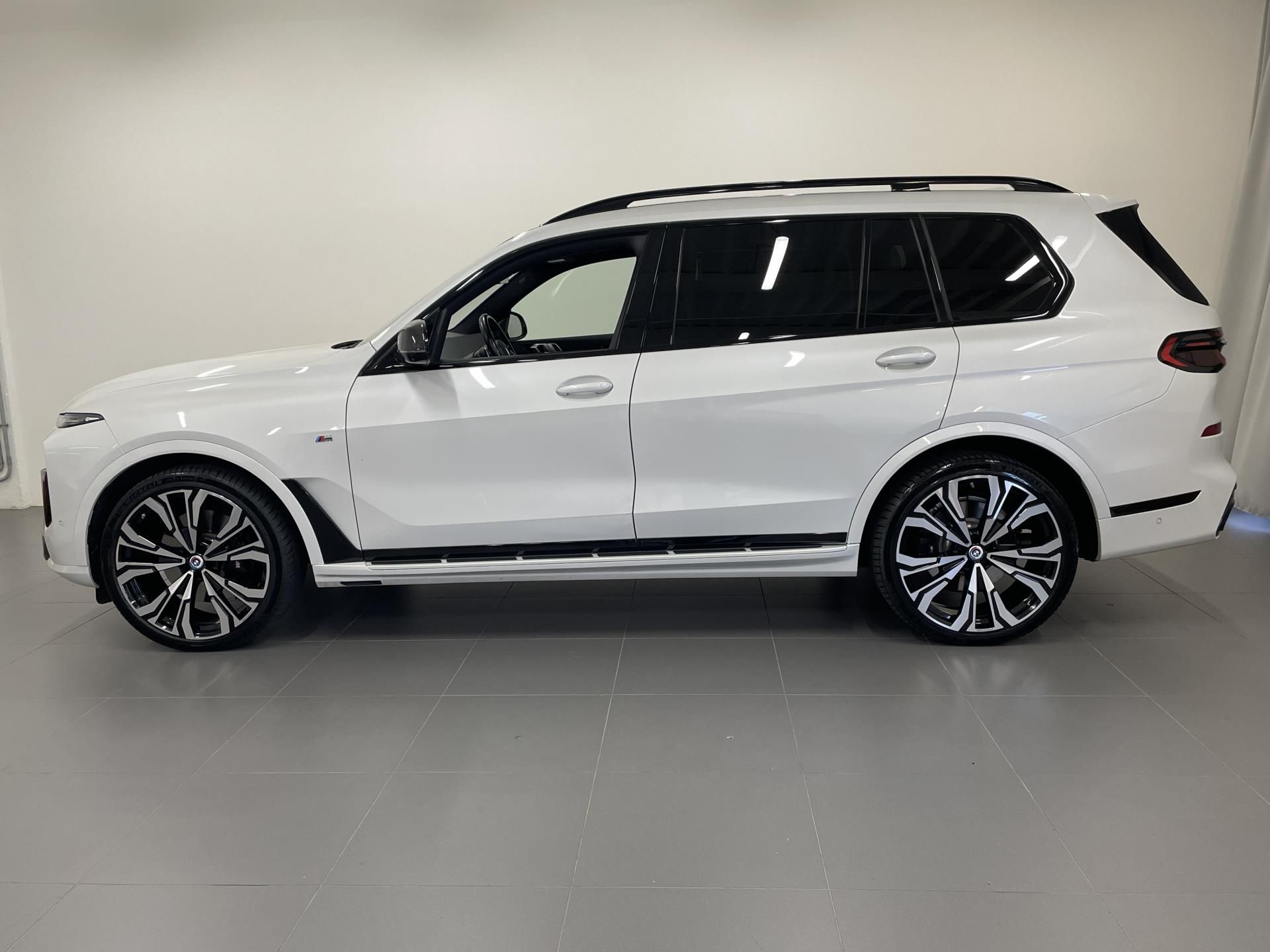 BMW X7, X7 40d xDrive,Executive,Mpaket - fotka 2