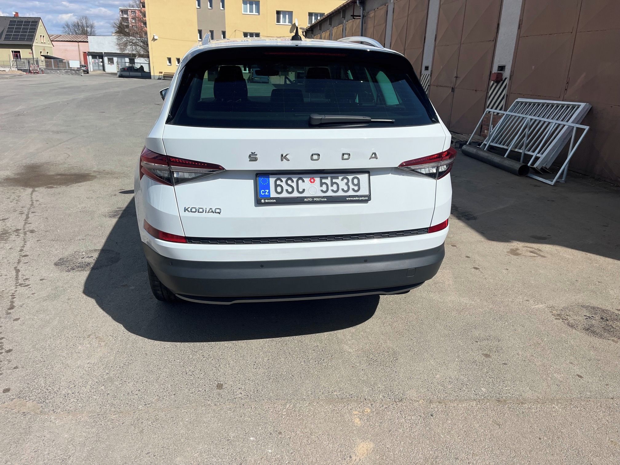 Škoda Kodiaq, 1,5 TSI 110kW, DSG, STYLE - fotka 3