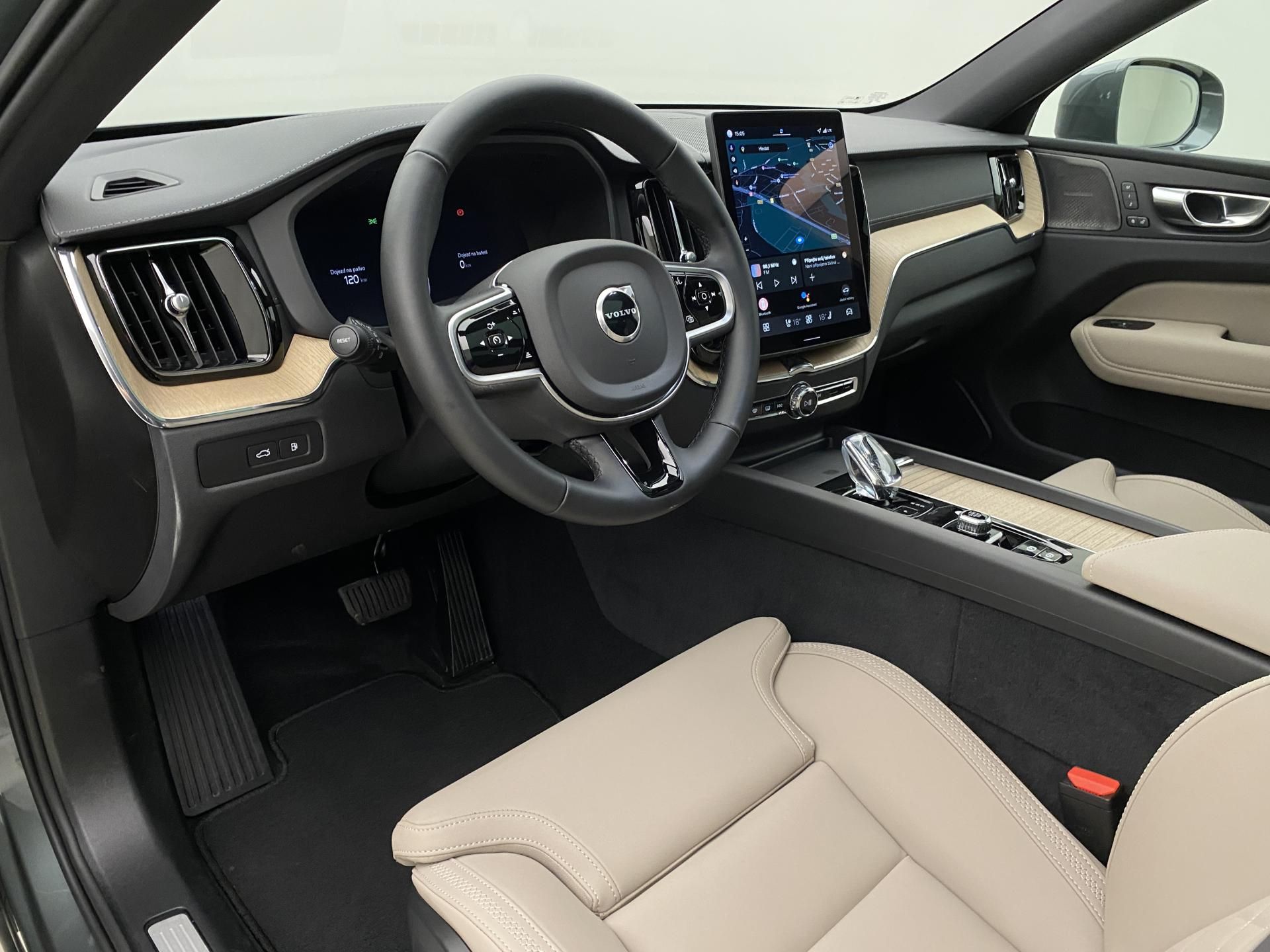 Volvo XC60, T8 AWD RECHARGE ULTRA BRIGHT - fotka 4
