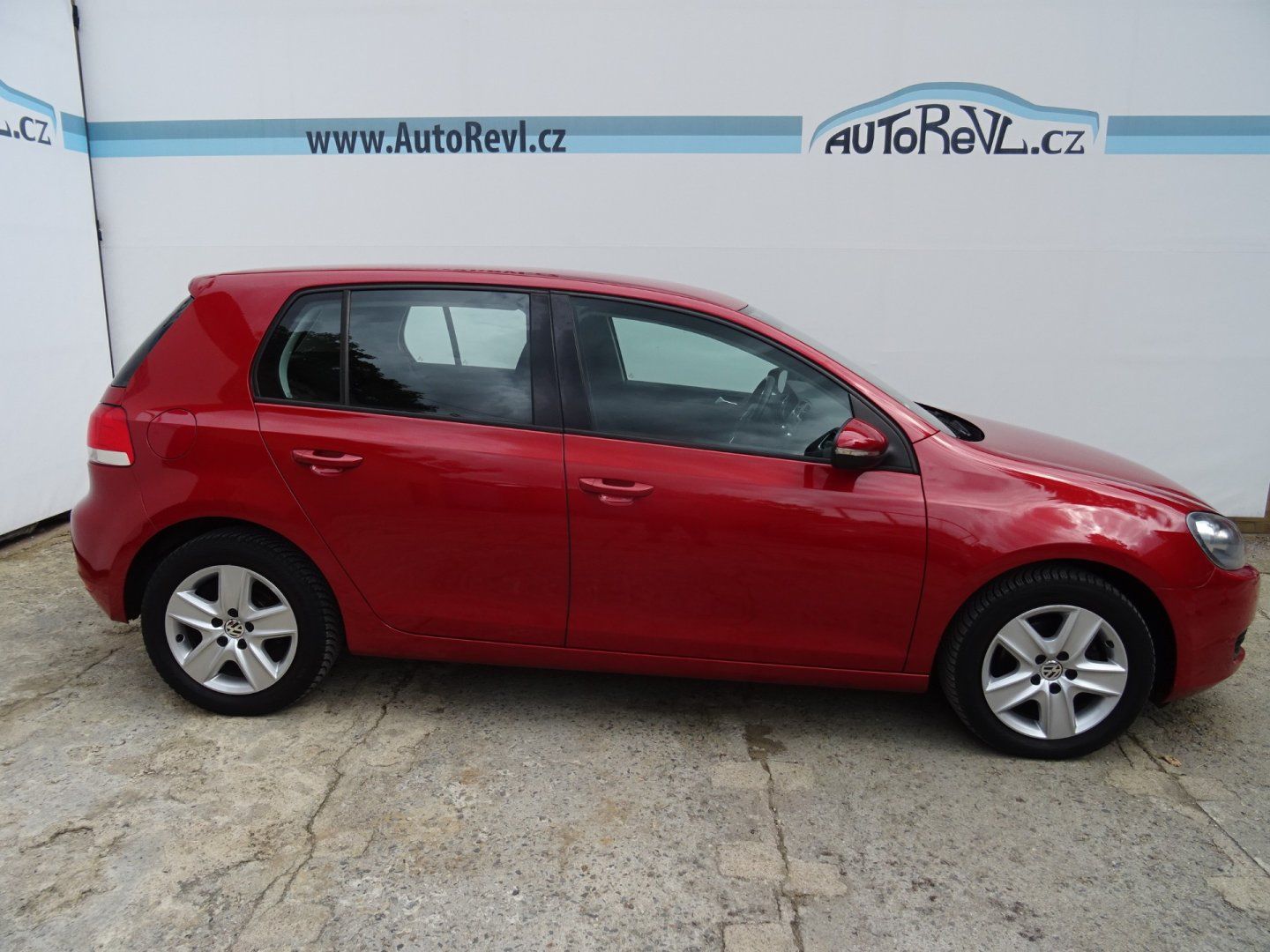 Volkswagen Golf, 1.6i,75kW,1maj,S.kni,klima - fotka 3