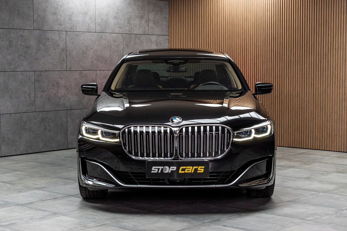 BMW Řada 7, 740d xD LASER*AIR*2xKOLA*DPH* - fotka 3