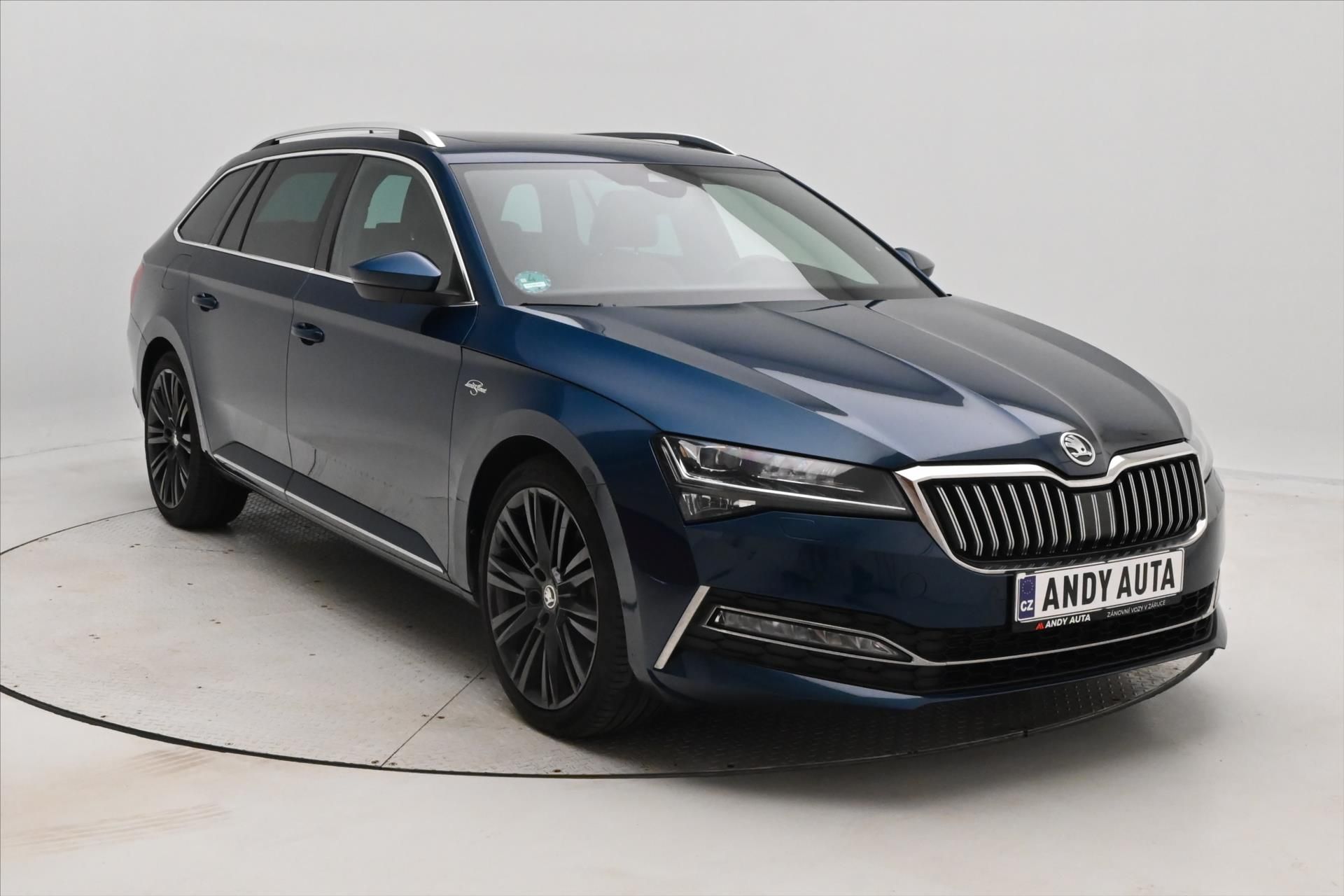 Škoda Superb, 2,0 TSI 206kW L&K DSG 4x4 Záru - fotka 3
