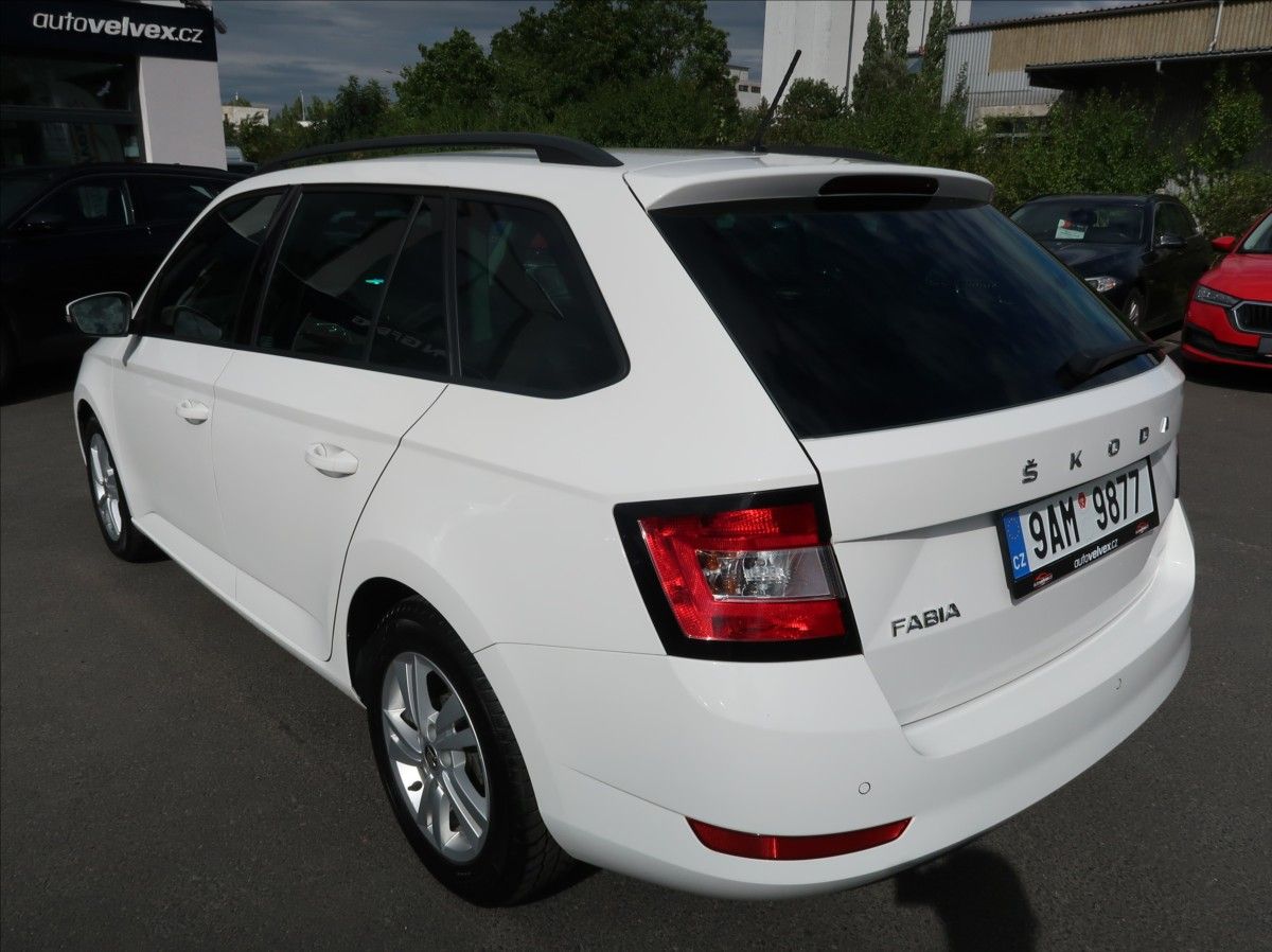 Škoda Fabia, 1,0 TSi,70kW,1maČR,Serv.kn,DPH - fotka 4