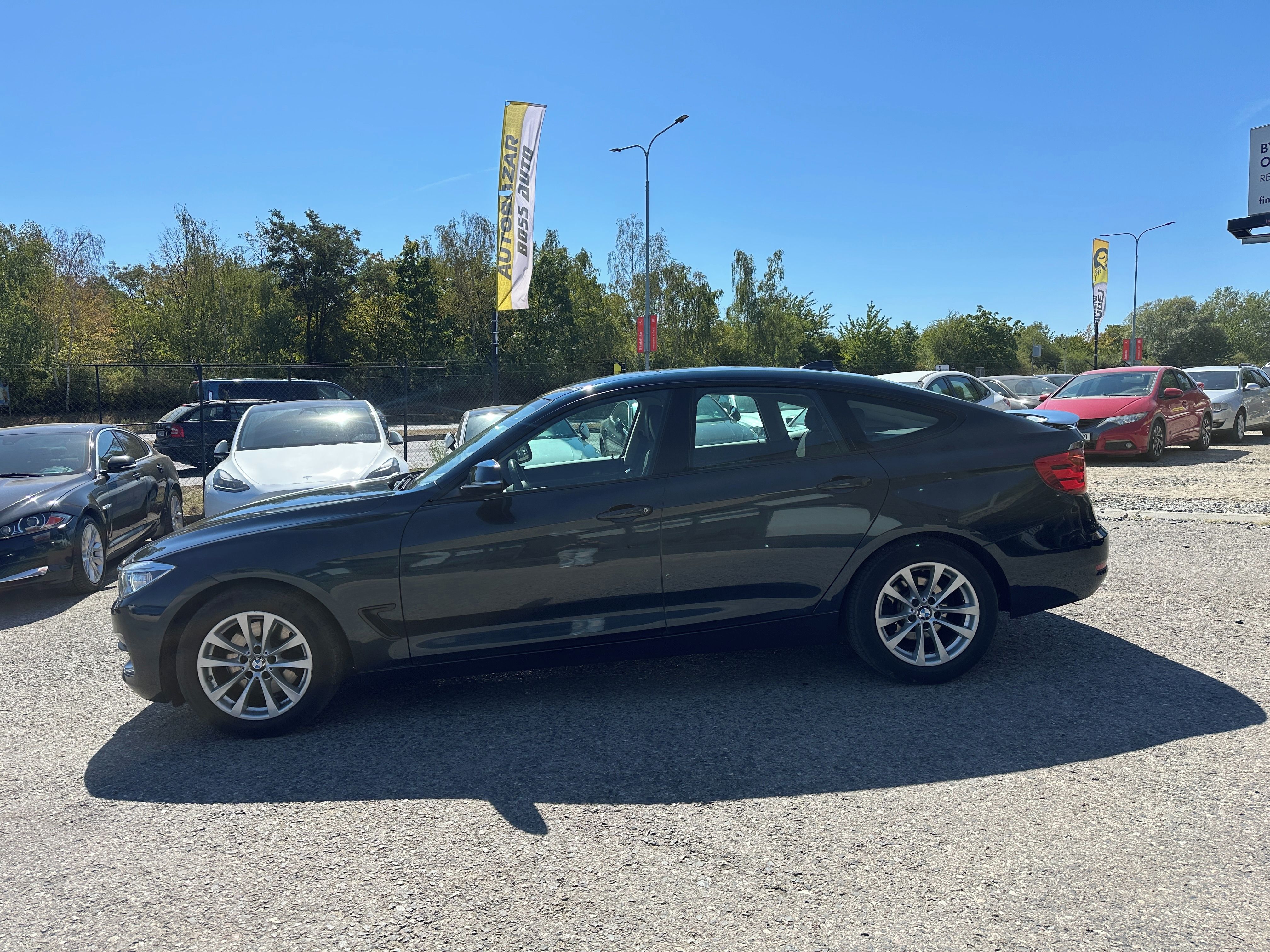 BMW Řada 3 - fotka 5