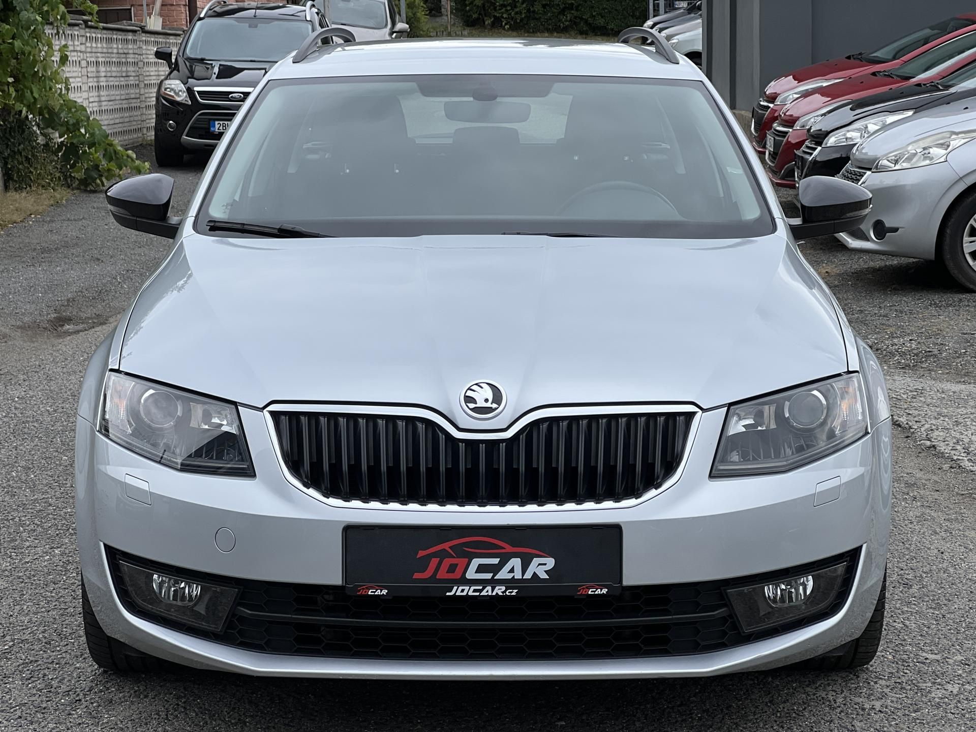Škoda Octavia, 1.6TDi 81kw KLIMA TEMPOMAT ALU - fotka 2