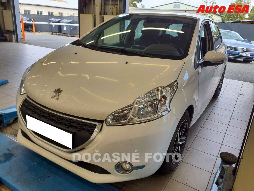 Peugeot 208, 1.2 VTi