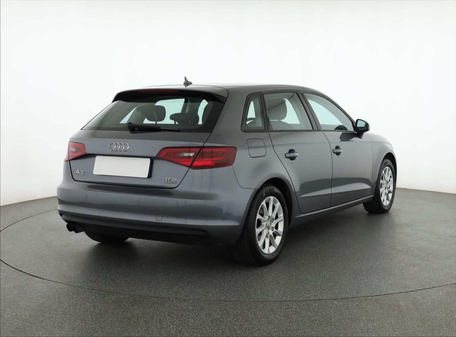 Audi A3, 1.8 TFSI, 4X4, Automat, Navi - fotka 5
