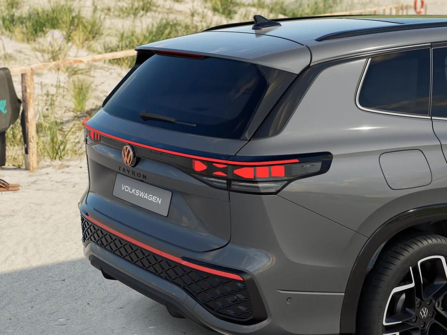 Volkswagen Tayron, 1.5 e-hybrid / 200 kW R-Line - fotka 4