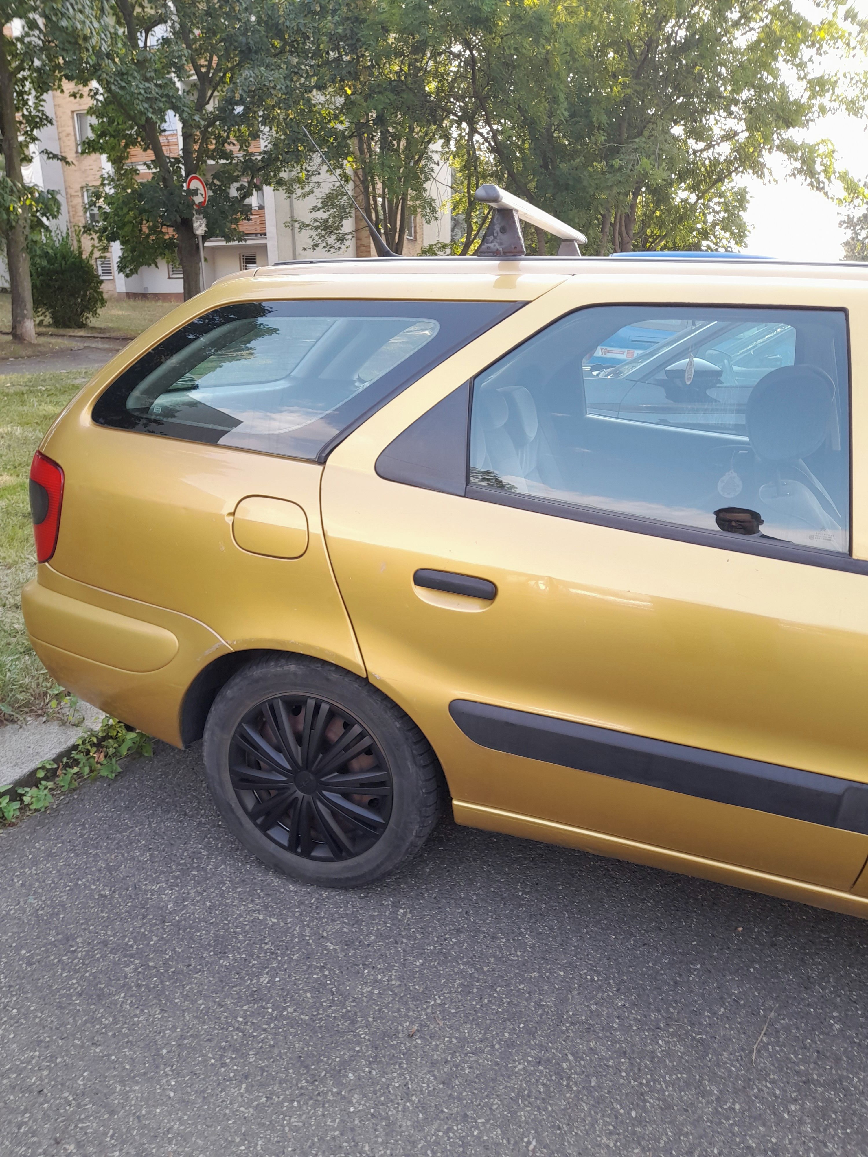 Citroën Xsara, 1.6 i ,16v - fotka 3