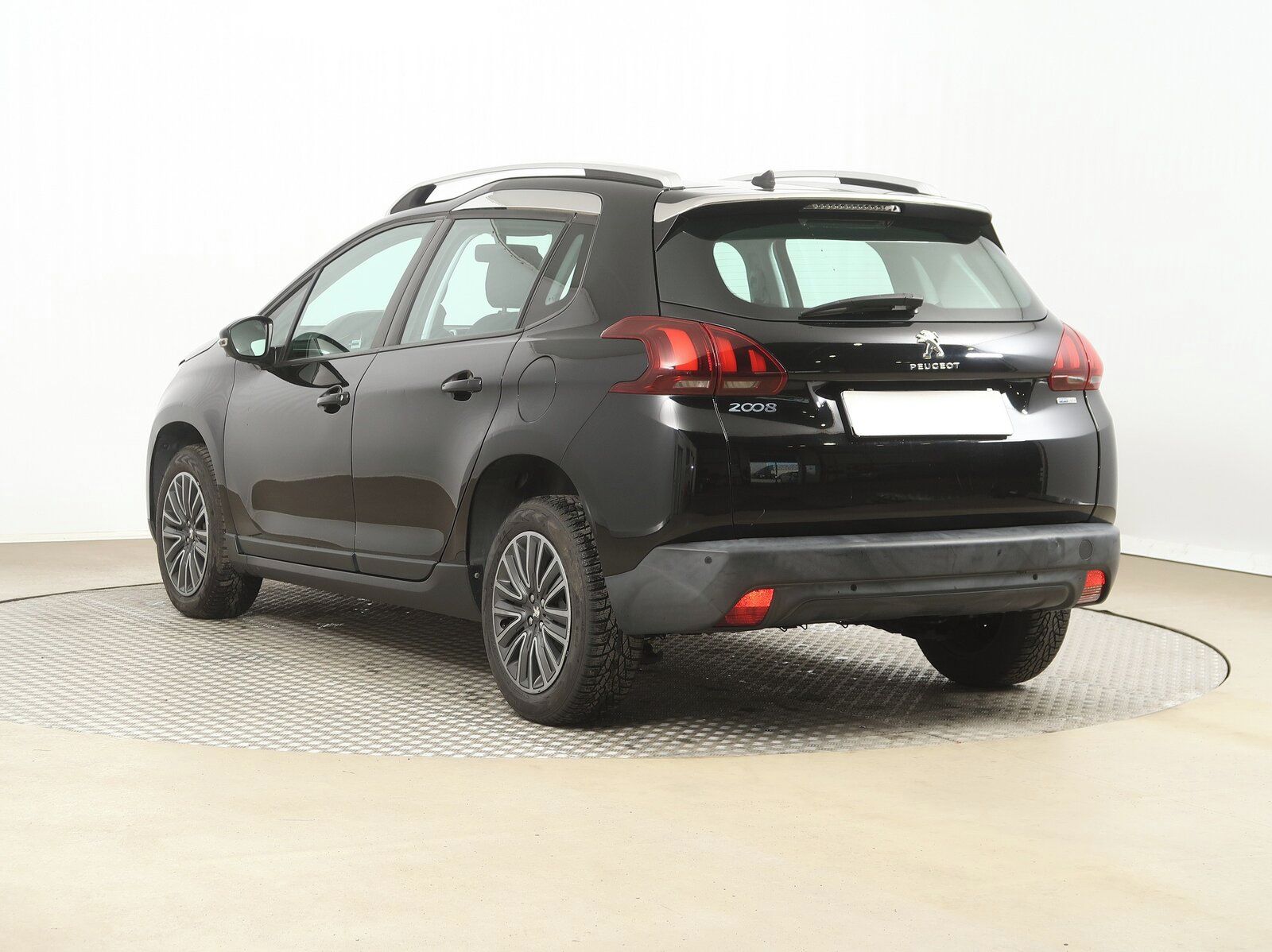 Peugeot 2008, 1.2 PureTech, Automat - fotka 4