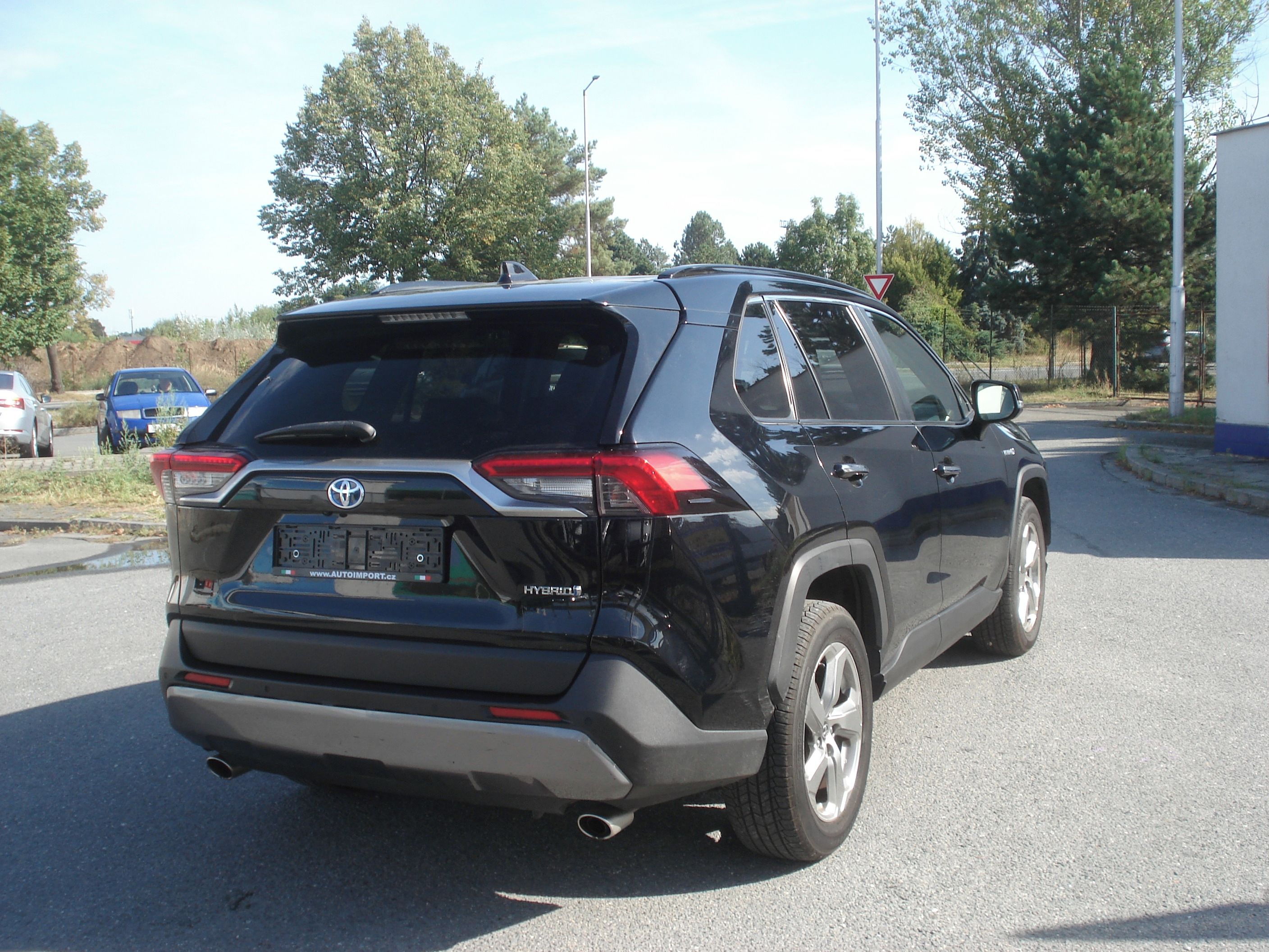 Toyota Rav4, 2.5 HYBRID -LOUNGE 4x4 - fotka 5