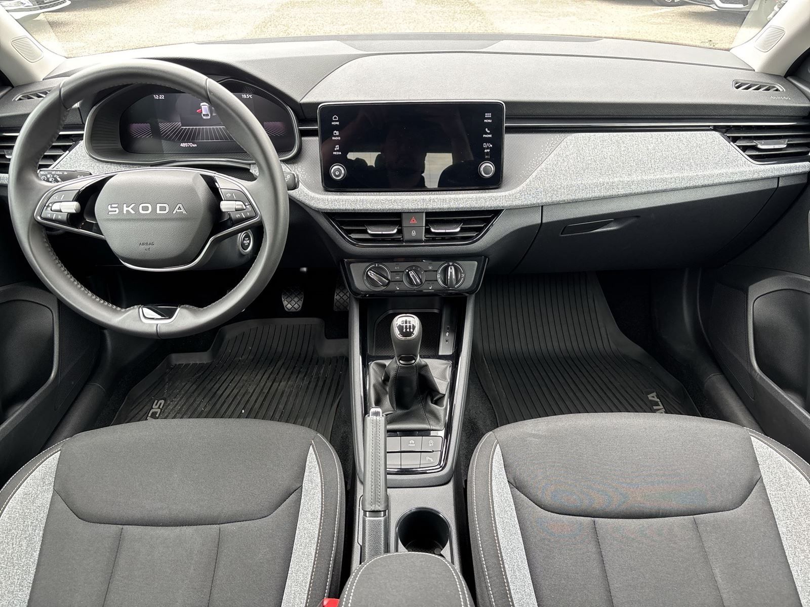 Škoda Scala, 1.0 TSI Selection - fotka 5