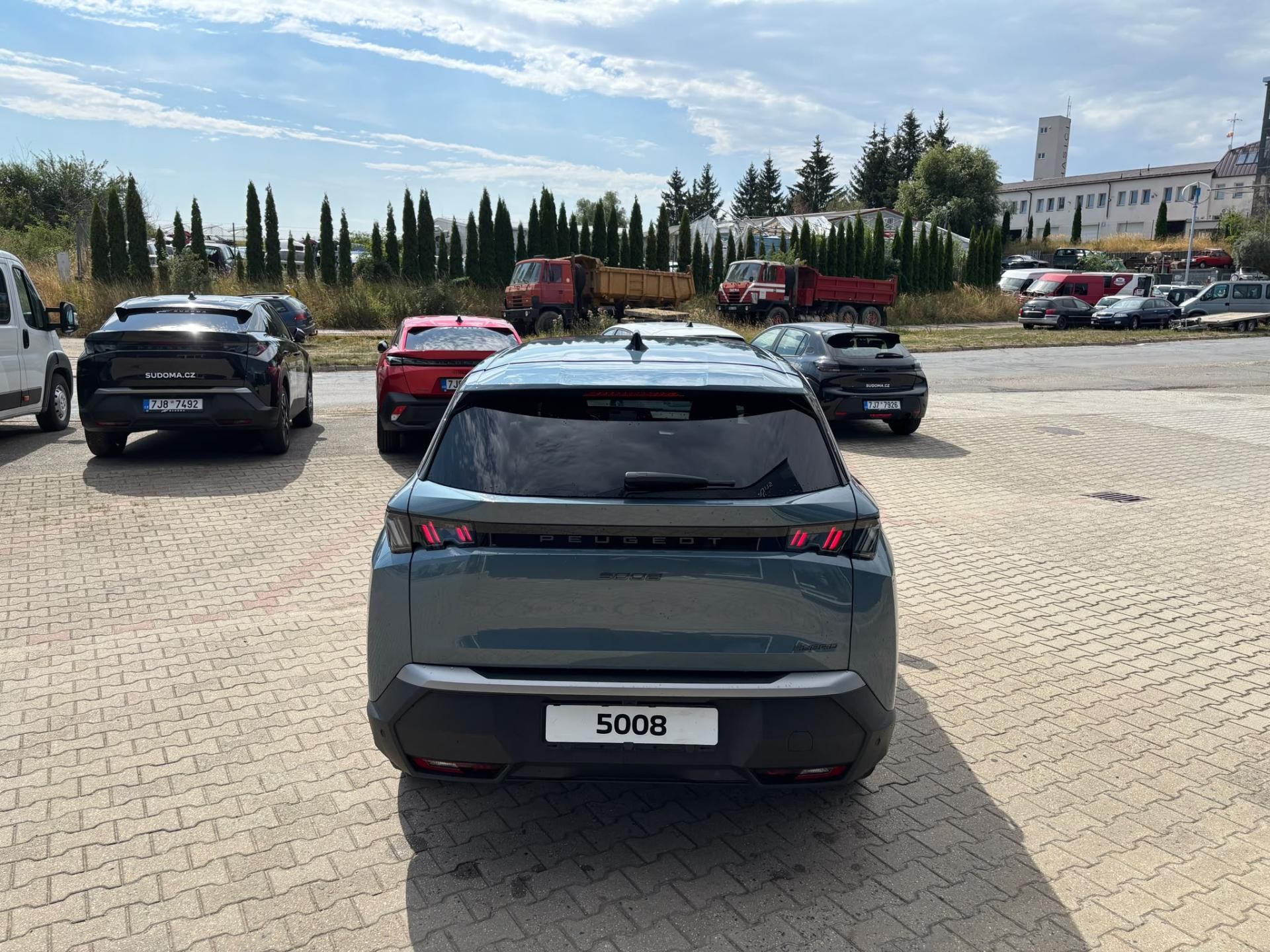 Peugeot 5008, BUSINESS Hybrid 145 e-DCS6 - fotka 6
