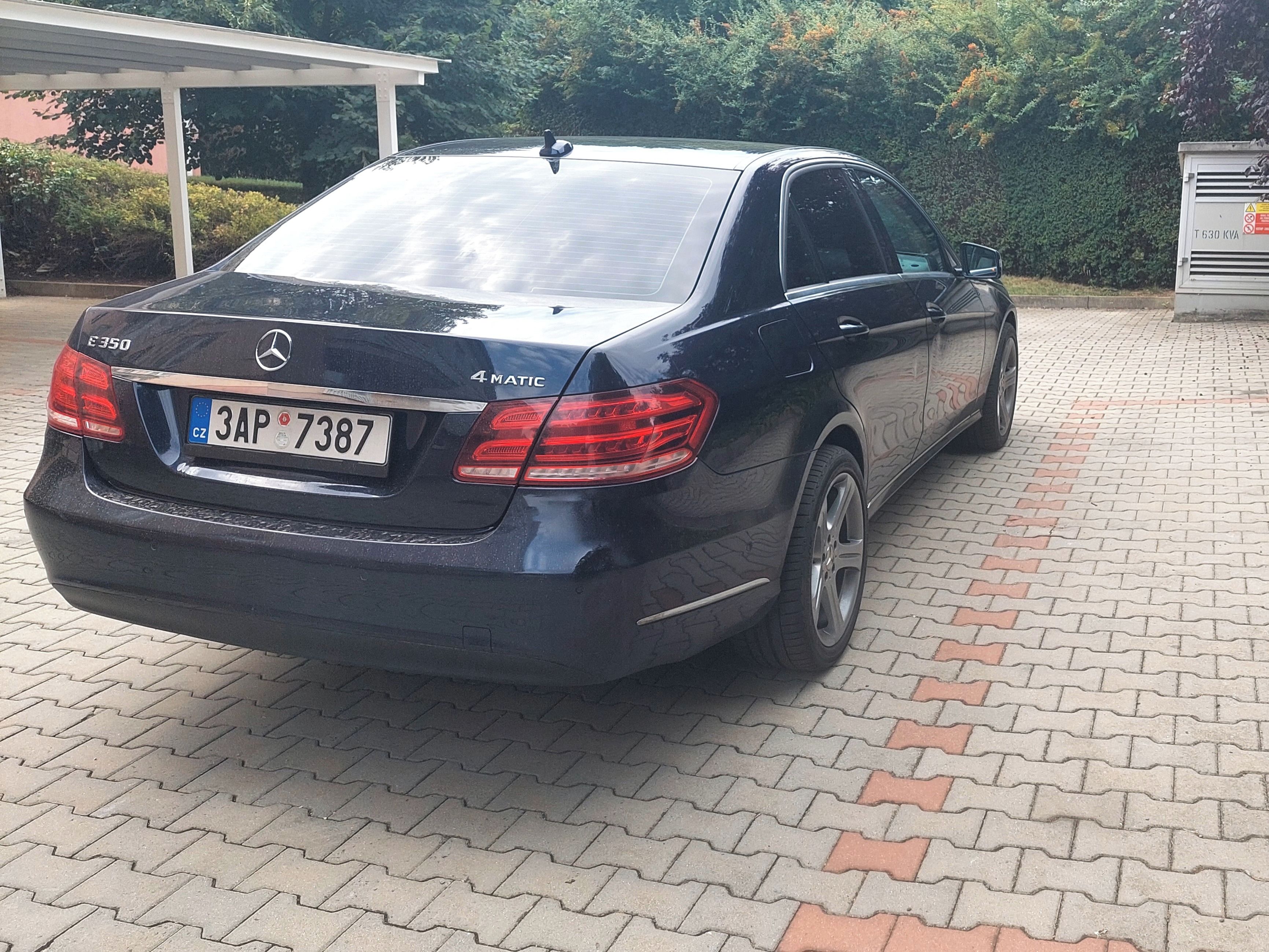 Mercedes-Benz Třídy E, 350 CGI 225kw 4 matic - fotka 4