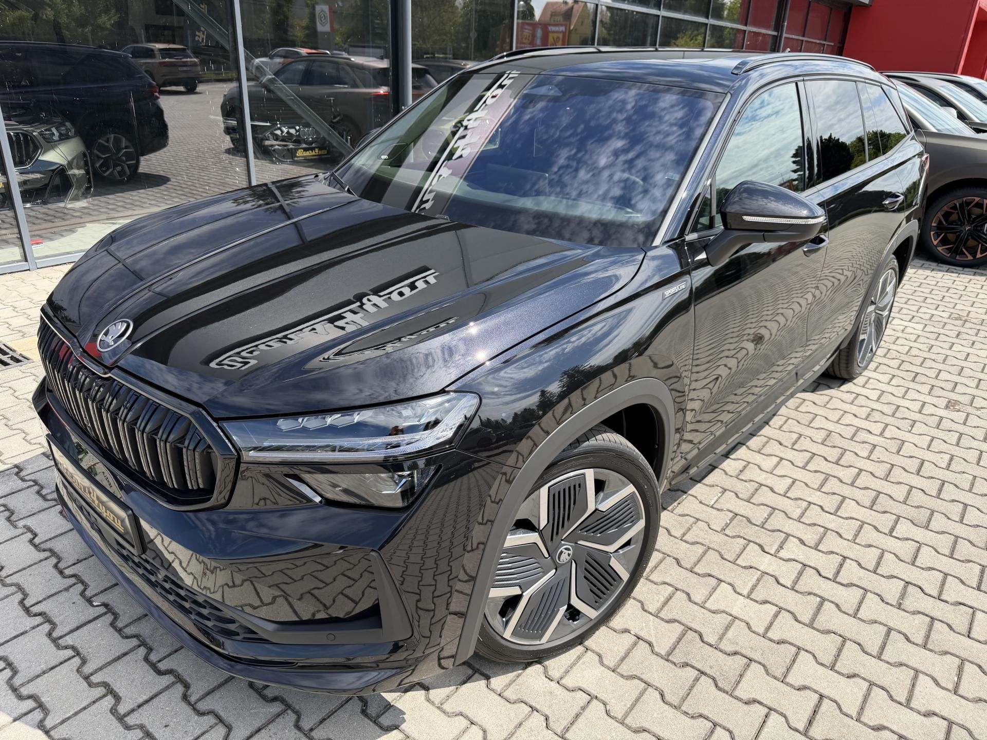 Škoda Kodiaq, 2.0TDI 142kW 4X4 SP PAN TZ NT! - fotka 2