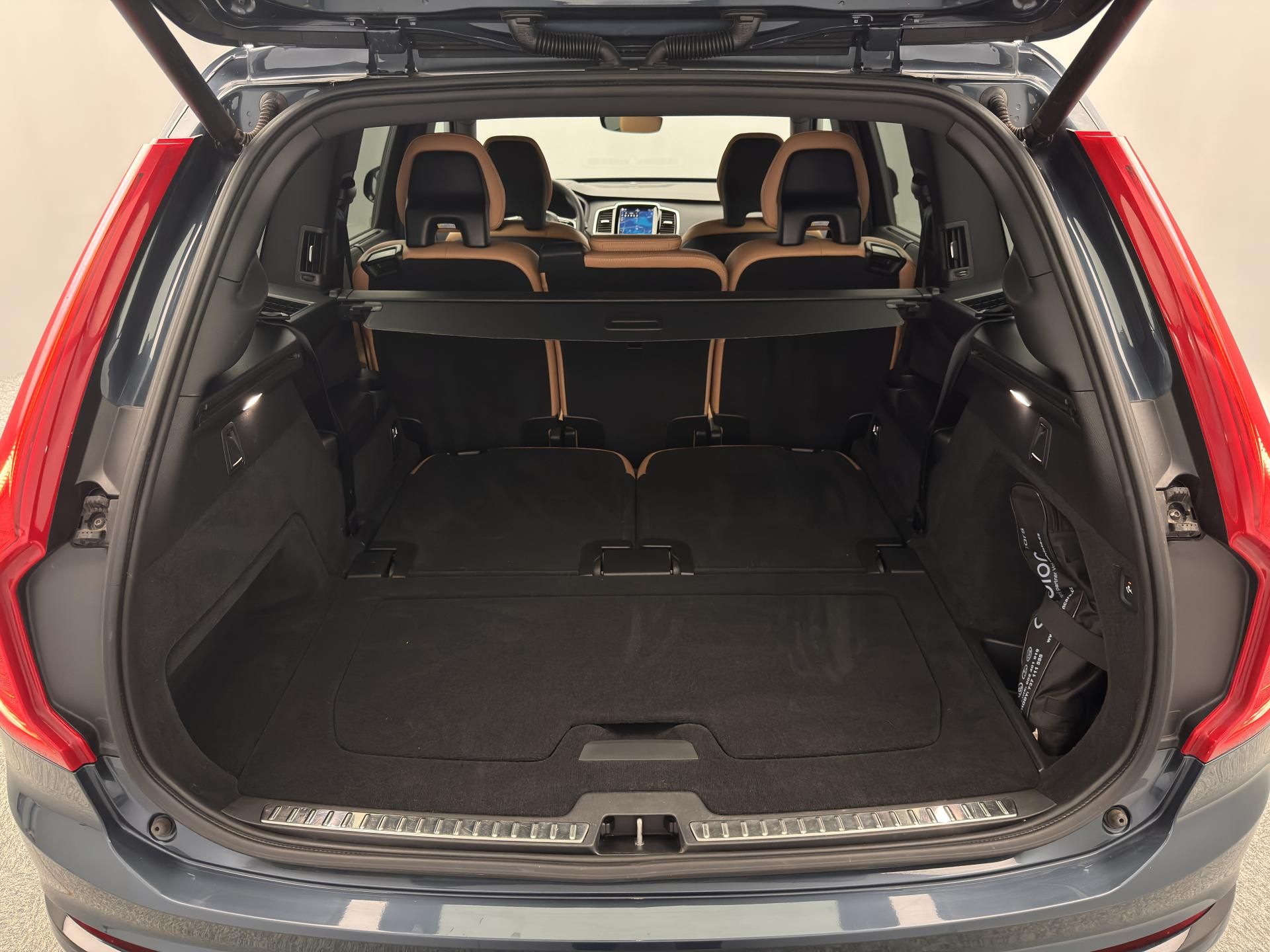 Volvo XC90, T8 AWD RECHARGE DARK PLUS CZ - fotka 6