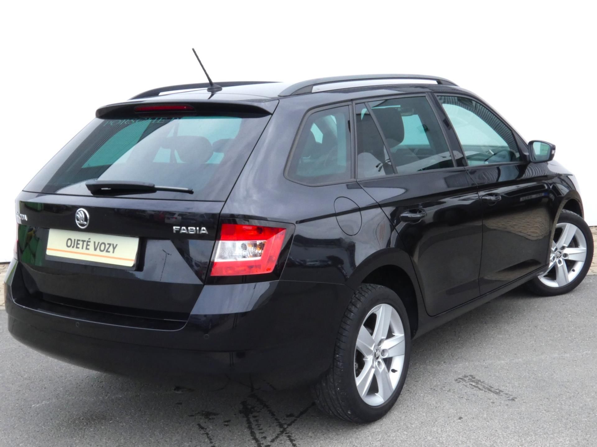 Škoda Fabia, Combi Style 1.2 TSI 81KW - fotka 2