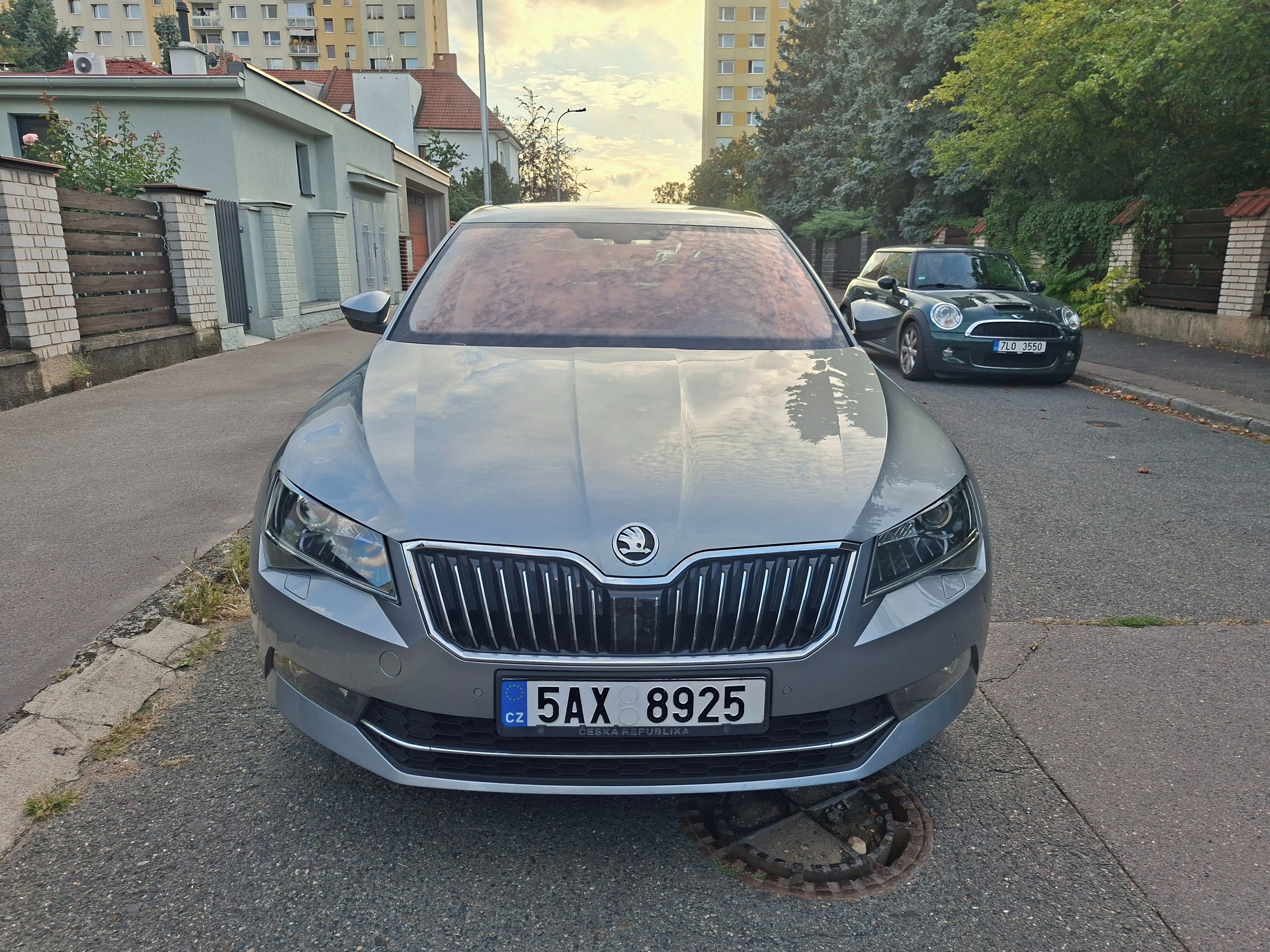 Škoda Superb, 2.0 TDI, 110kW, Style, DSG - fotka 2