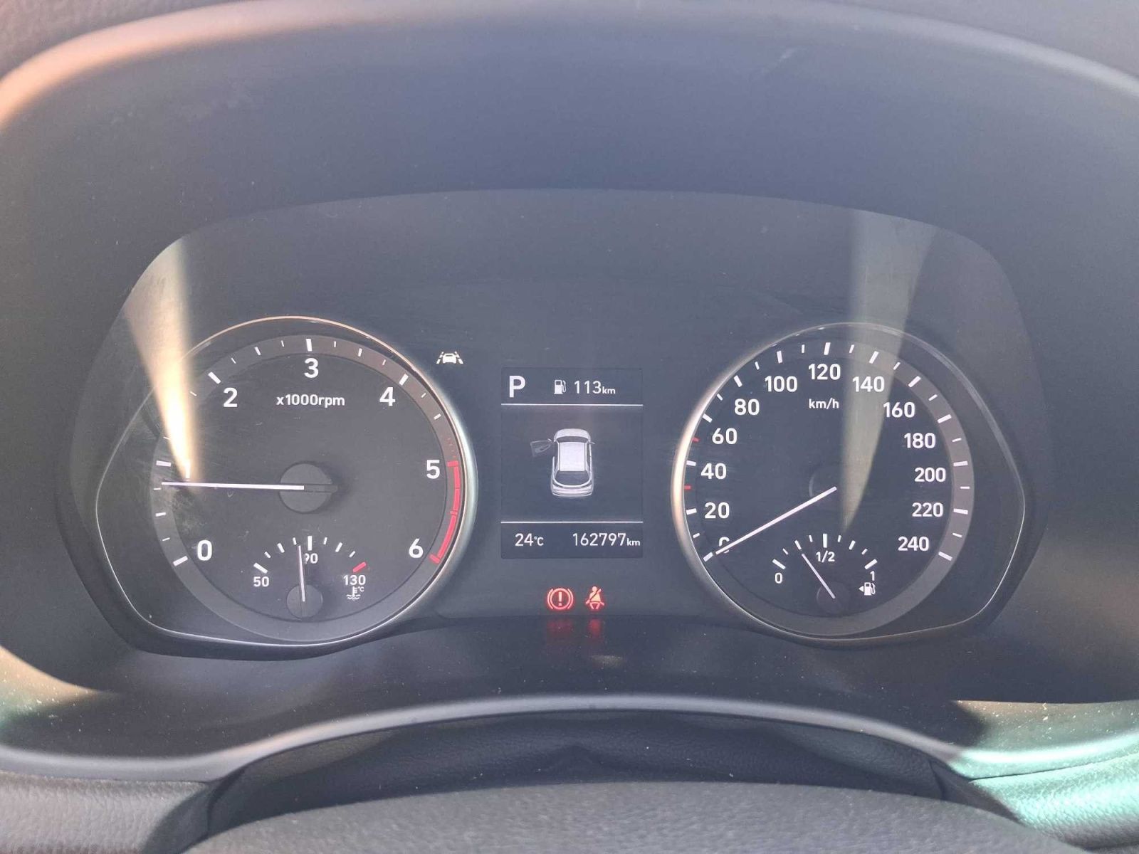 Hyundai i30, 1.6 CRDi, Automat, ČR,1.maj - fotka 3