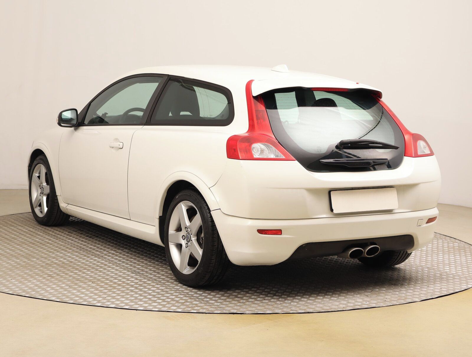Volvo C30, 1.6 D, po STK - fotka 4