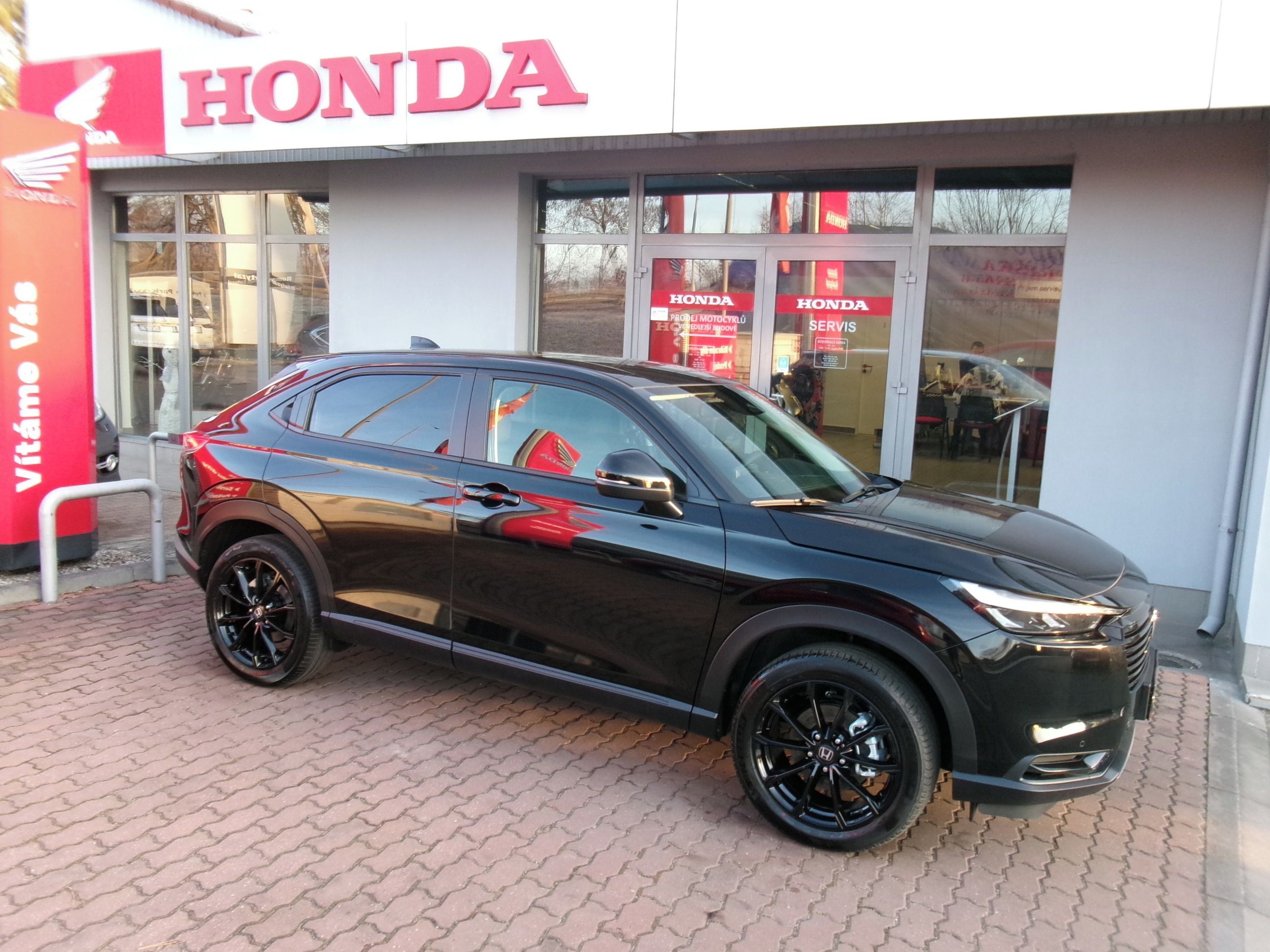 Honda HR-V, 1.5e:HEV ELEGANCE SPORT 27 - fotka 4