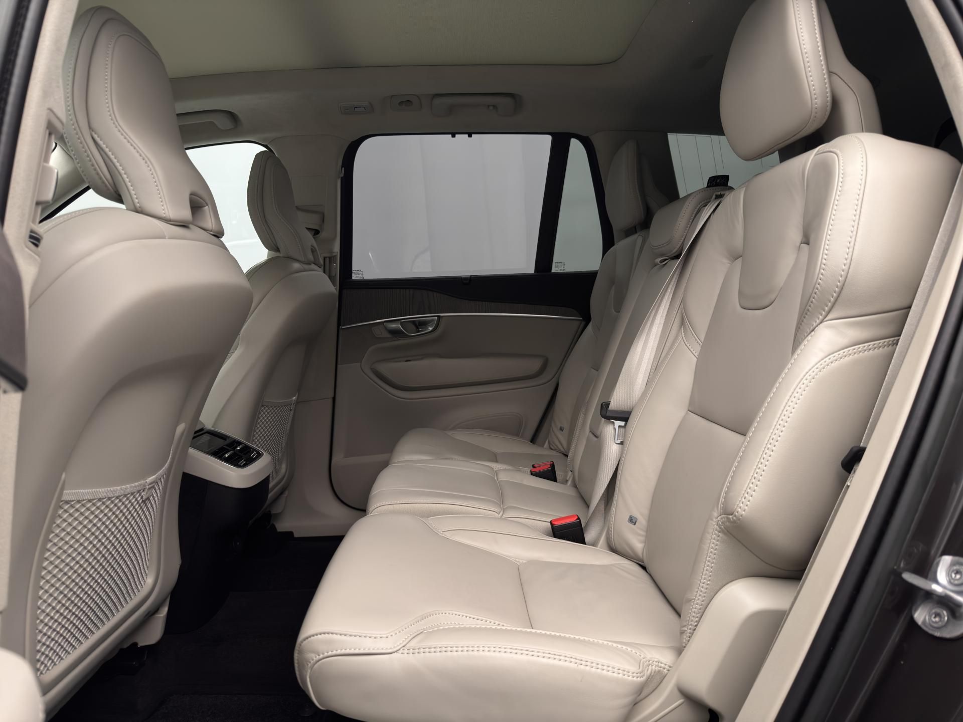 Volvo XC90, B5 AWD ULTIMATE AUT - fotka 6