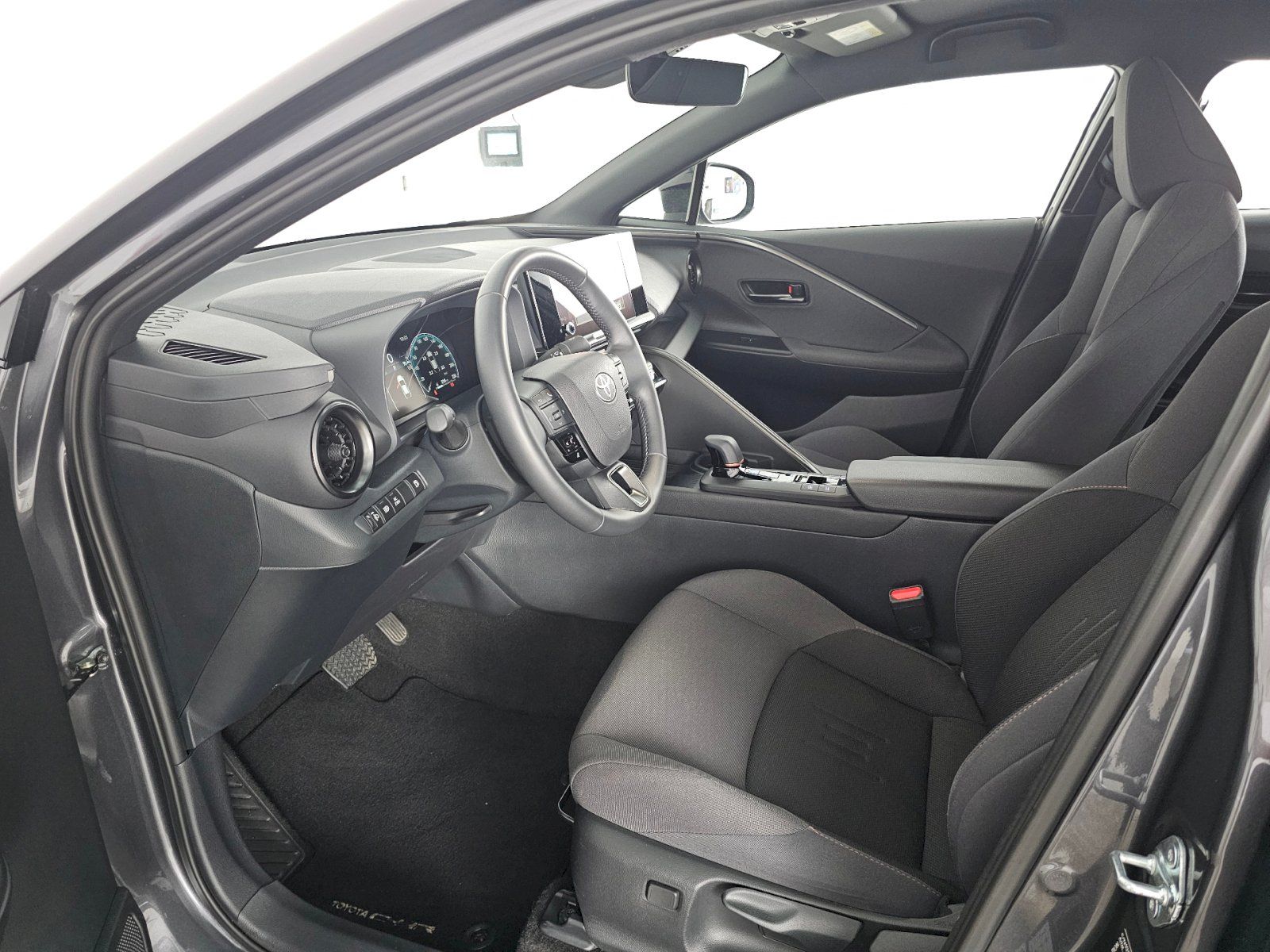 Toyota C-HR, 2.0 164kW PHEV CVT Comfort PLU - fotka 6