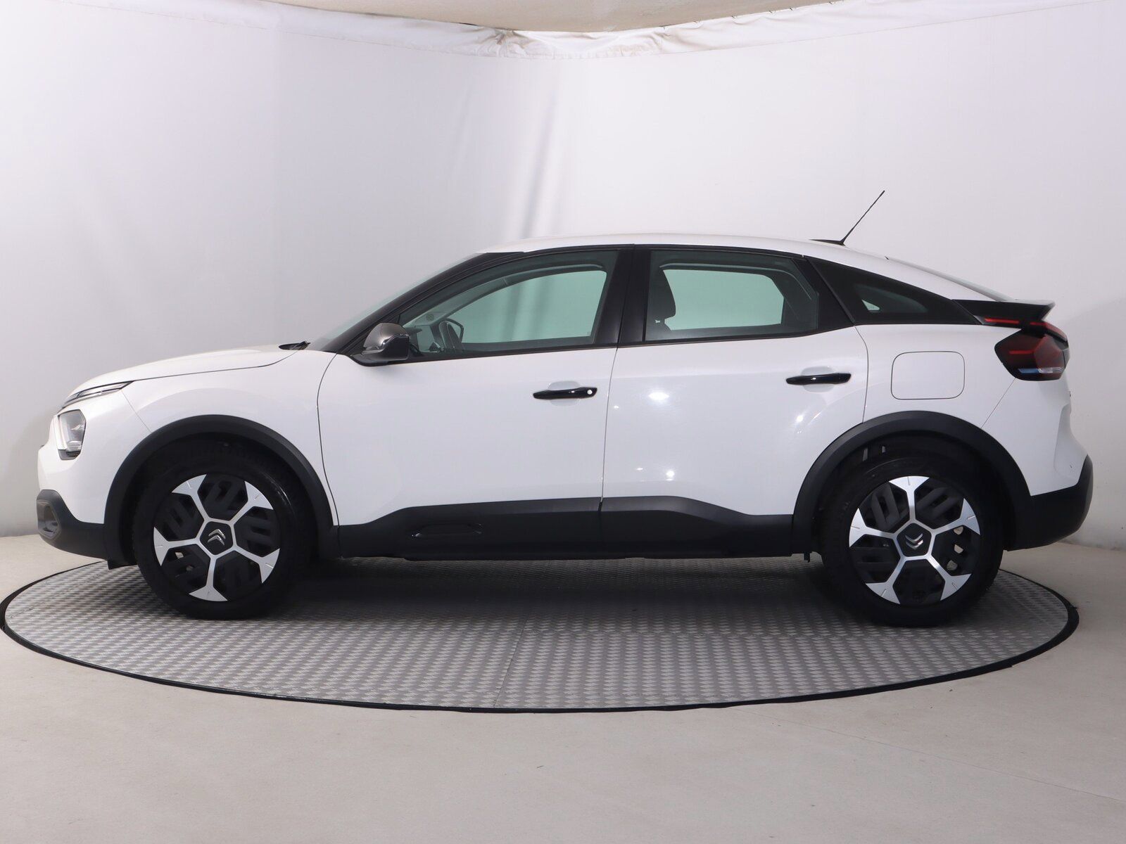Citroën C4, 1.5 BlueHDi, Feel, Serv.kniha - fotka 3