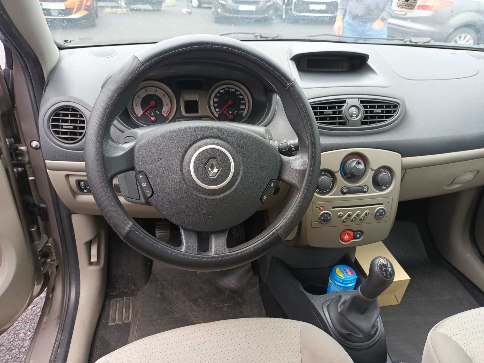 Renault Clio, 1.2 16V , po STK, levný provoz - fotka 3